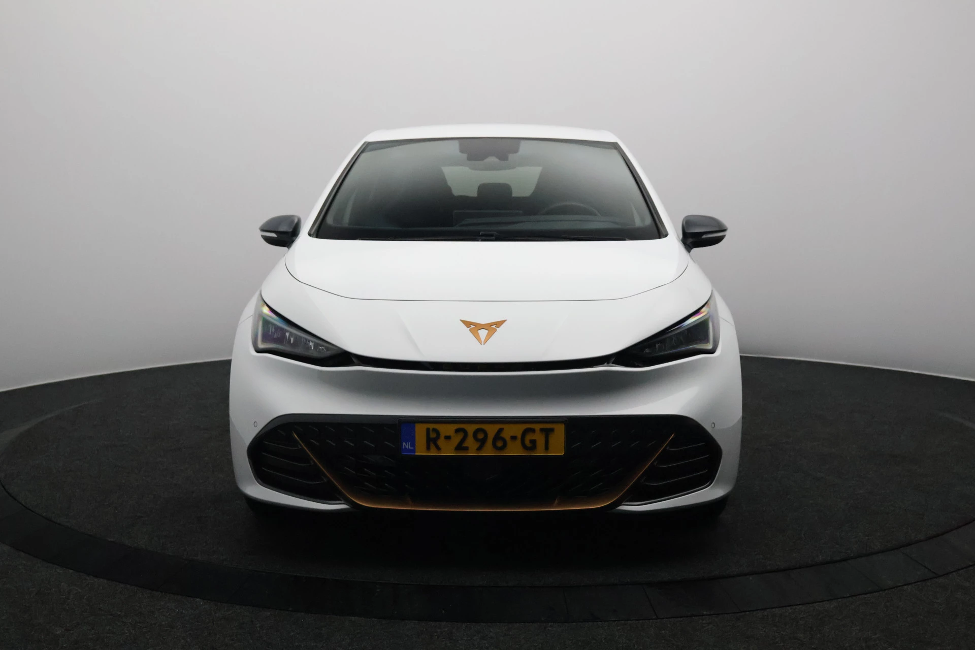 Hoofdafbeelding CUPRA Born