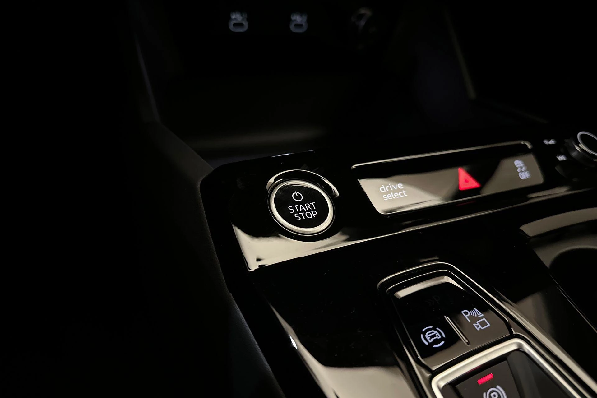 Hoofdafbeelding Audi Q6 e-tron