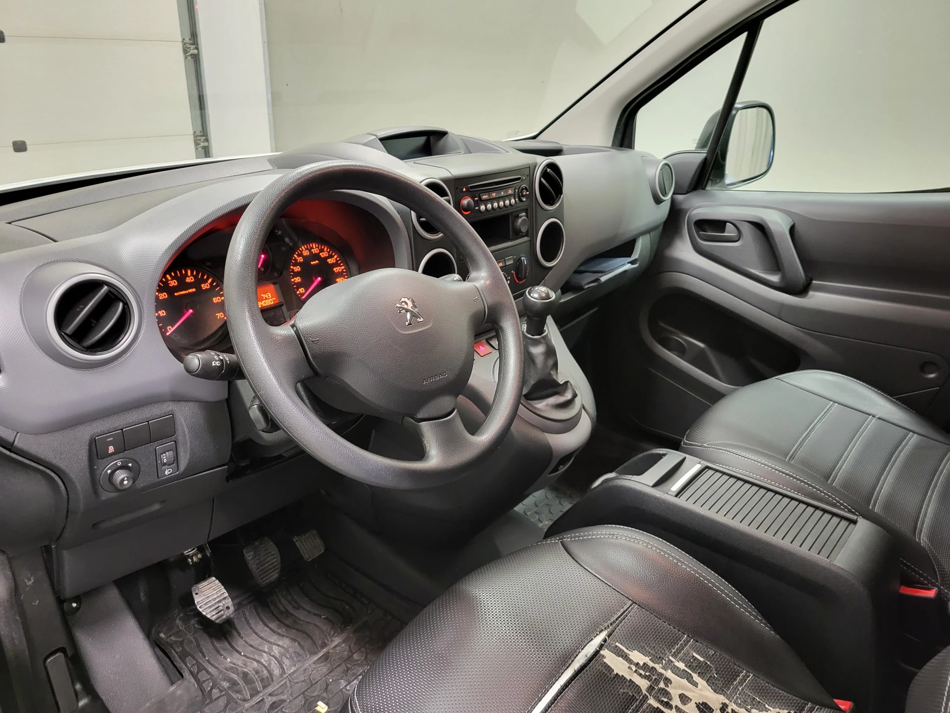 Hoofdafbeelding Peugeot Partner