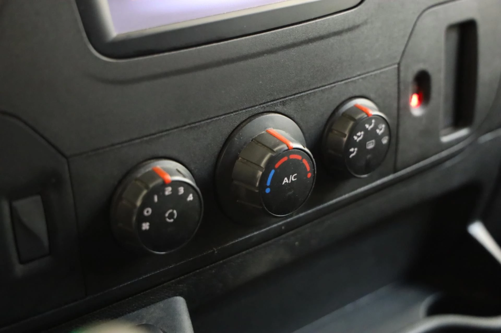 Hoofdafbeelding Opel Movano