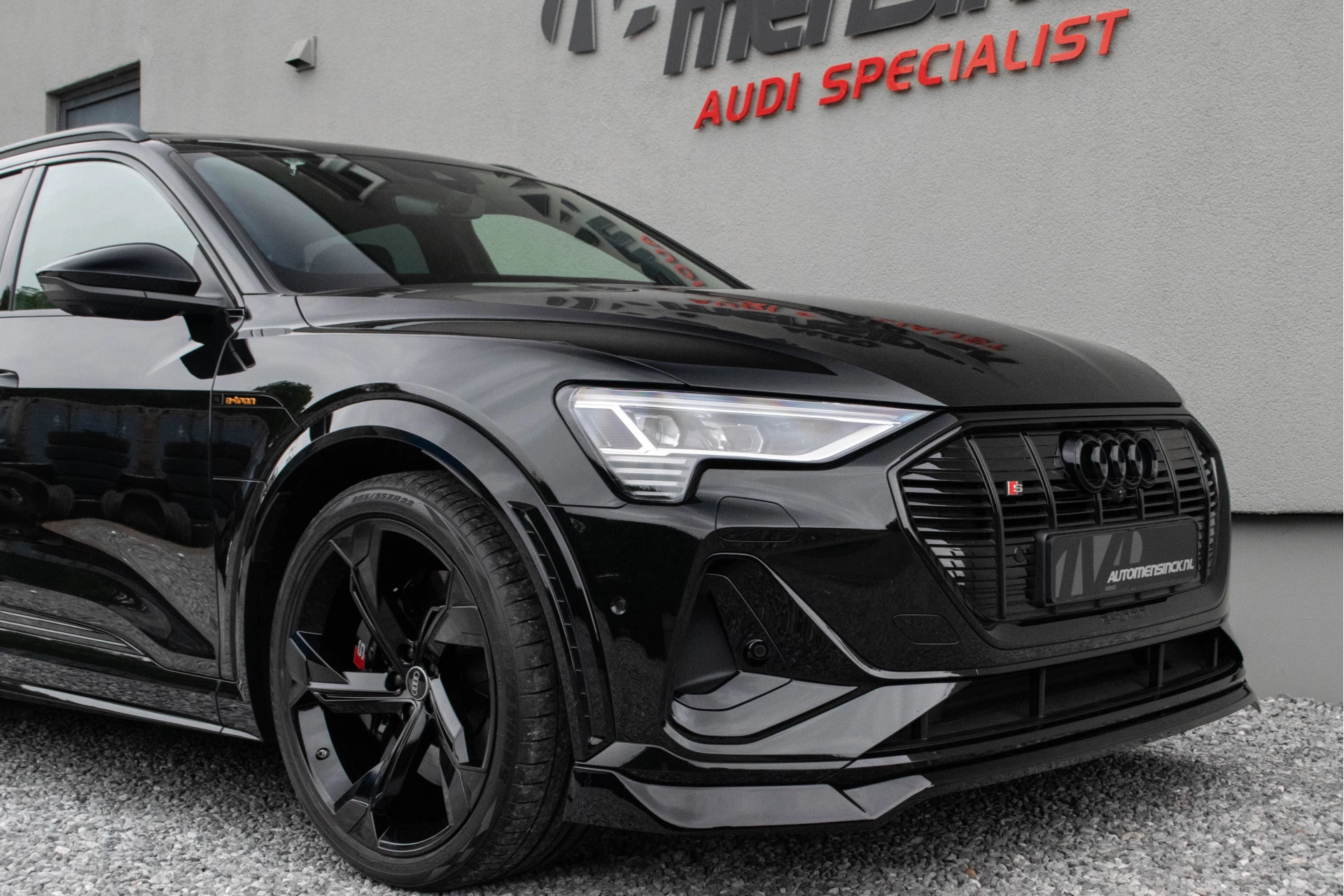 Hoofdafbeelding Audi e-tron