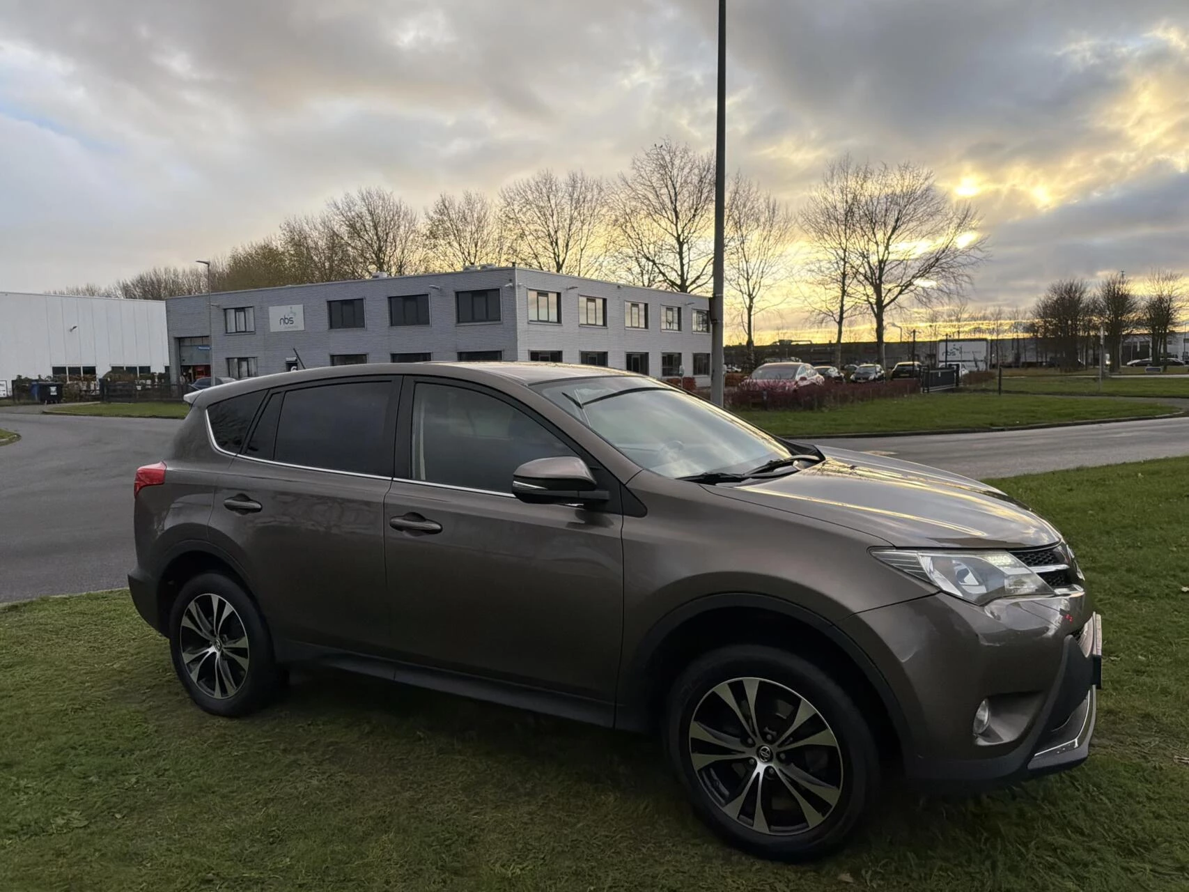 Hoofdafbeelding Toyota RAV4