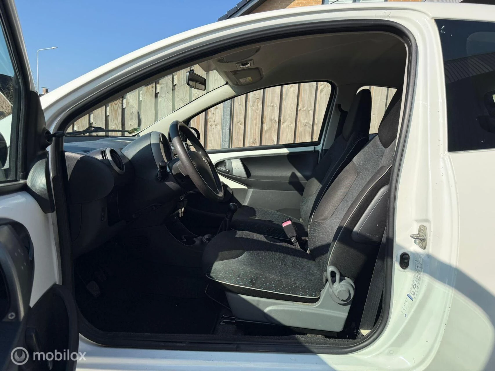 Hoofdafbeelding Peugeot 107