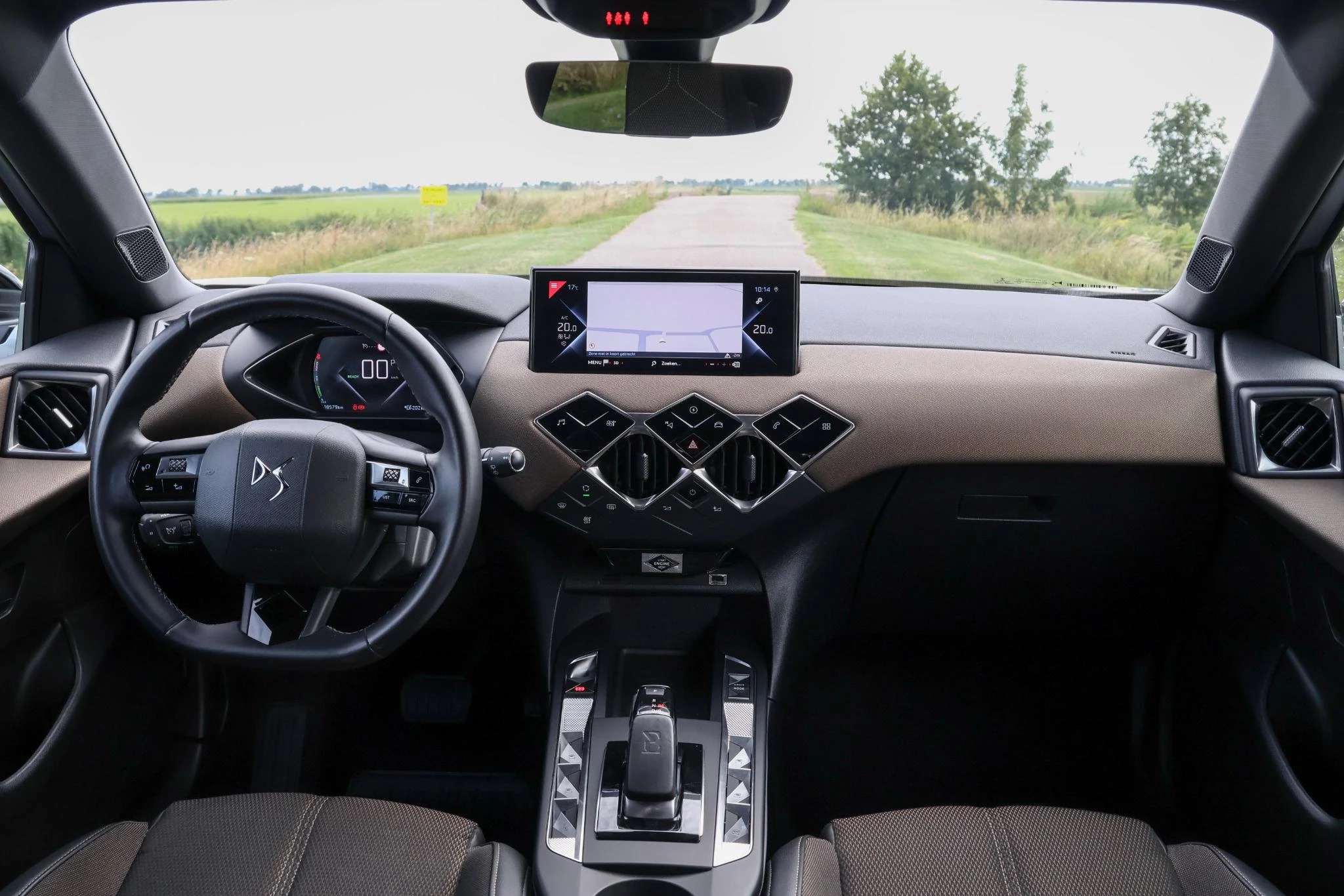 Hoofdafbeelding DS DS 3