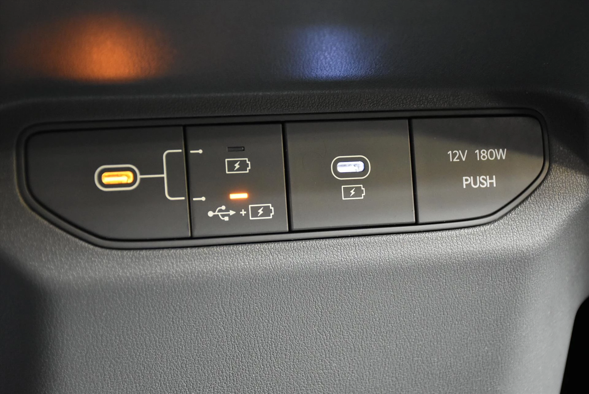 Hoofdafbeelding Kia EV3