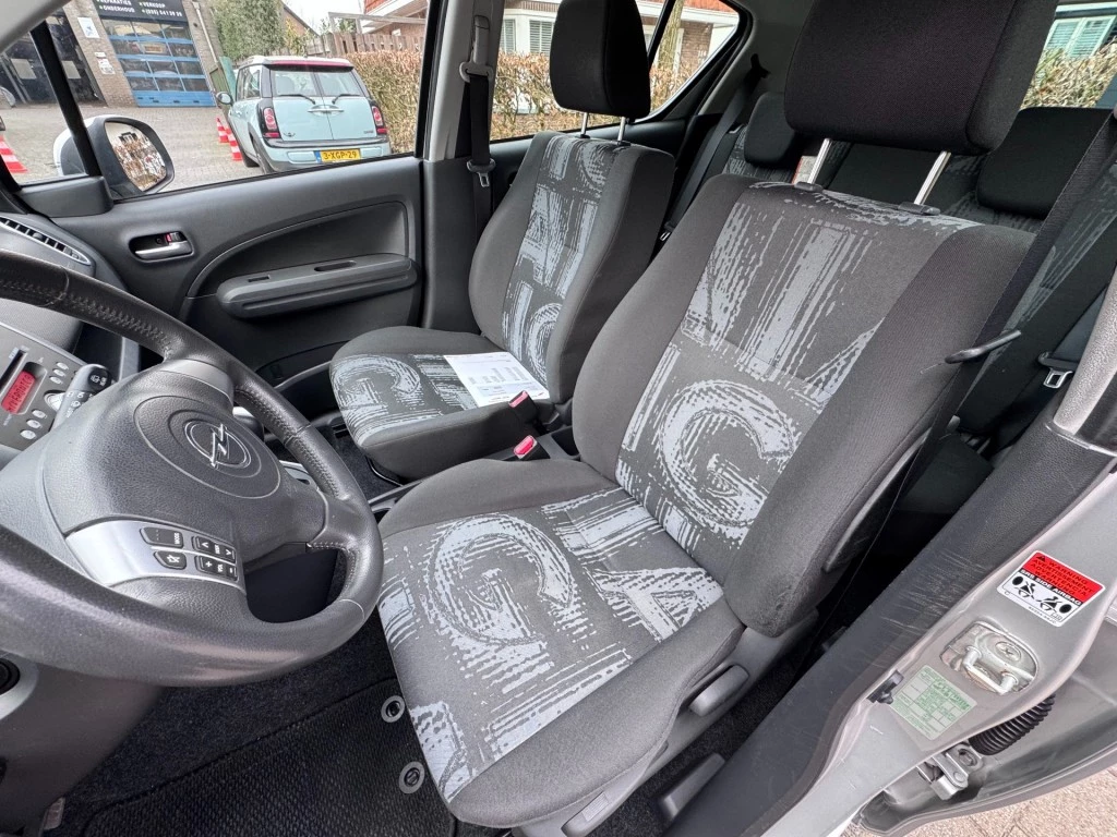 Hoofdafbeelding Opel Agila