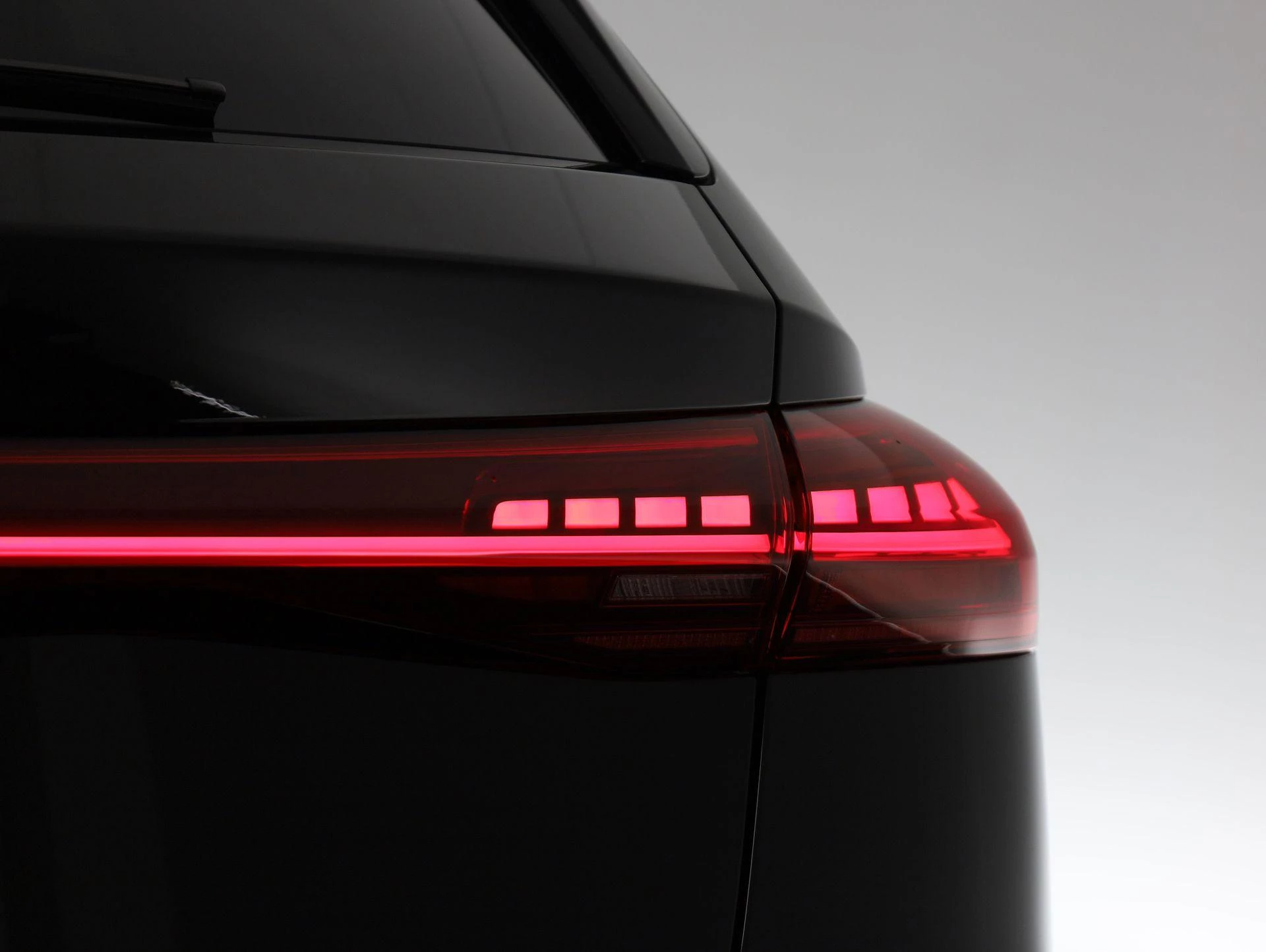 Hoofdafbeelding Audi A6 Avant e-tron