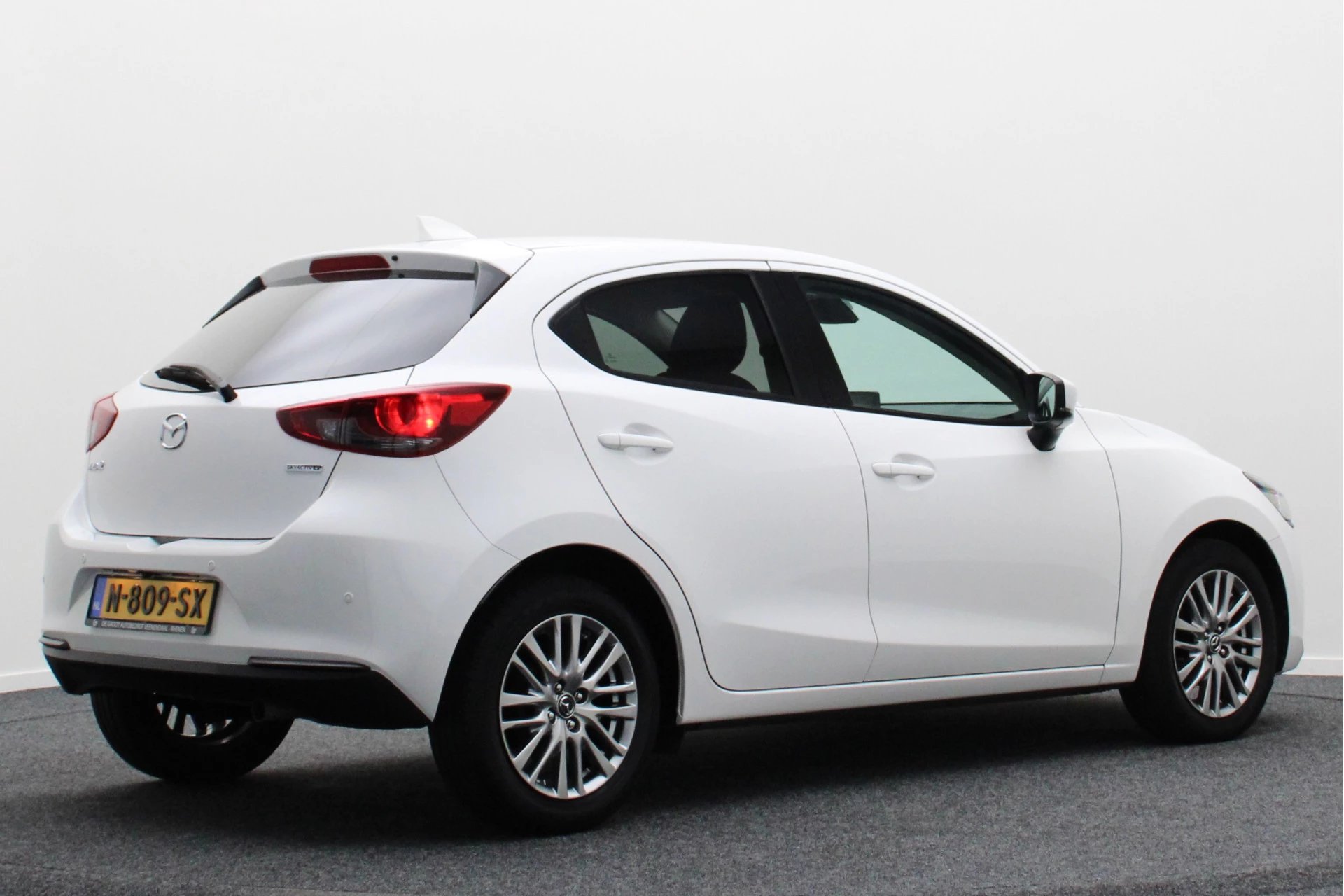 Hoofdafbeelding Mazda 2