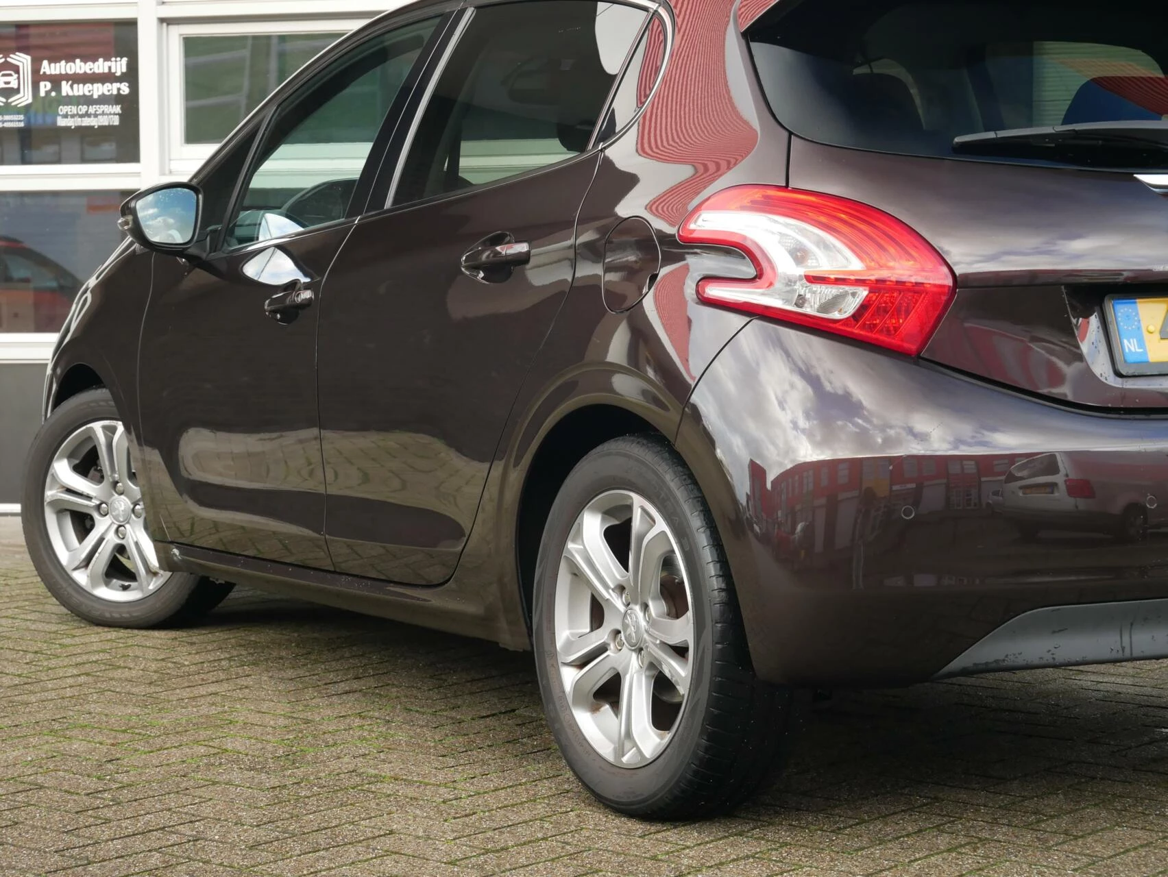 Hoofdafbeelding Peugeot 208