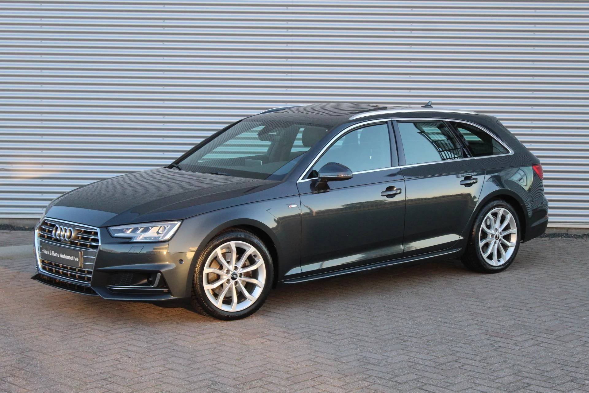 Hoofdafbeelding Audi A4