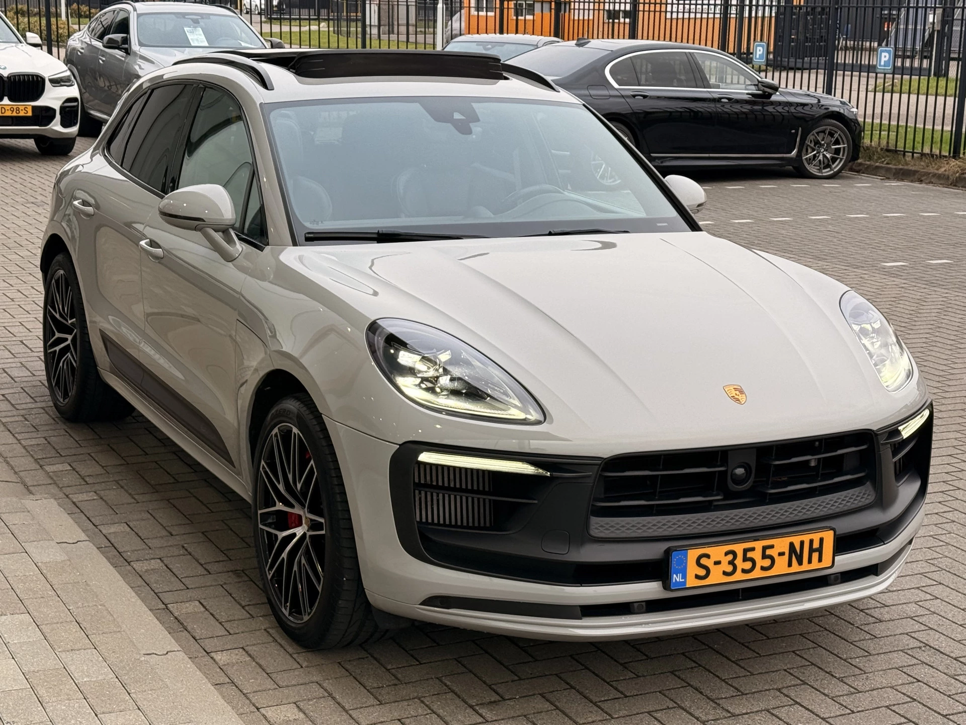 Hoofdafbeelding Porsche Macan