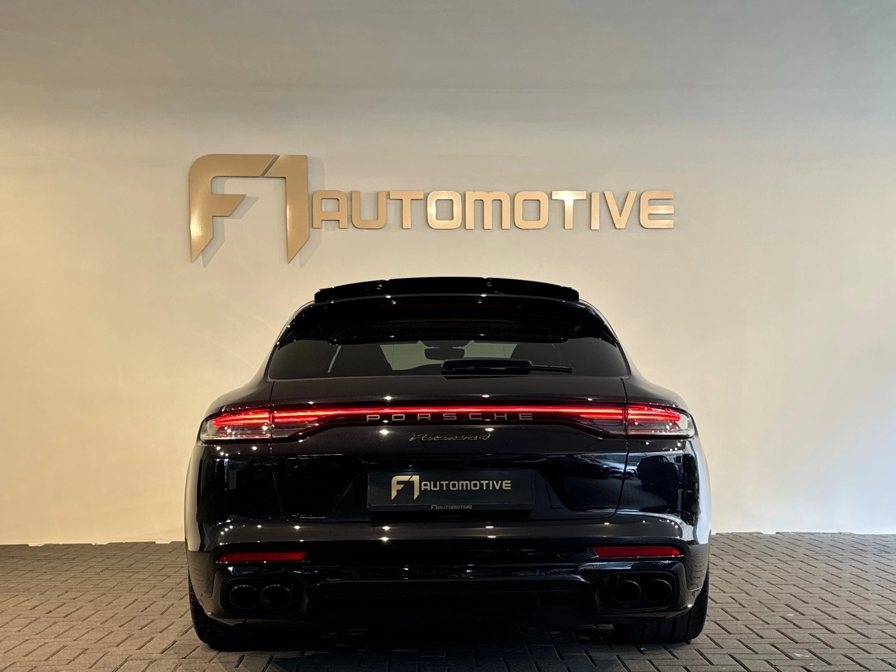 Hoofdafbeelding Porsche Panamera