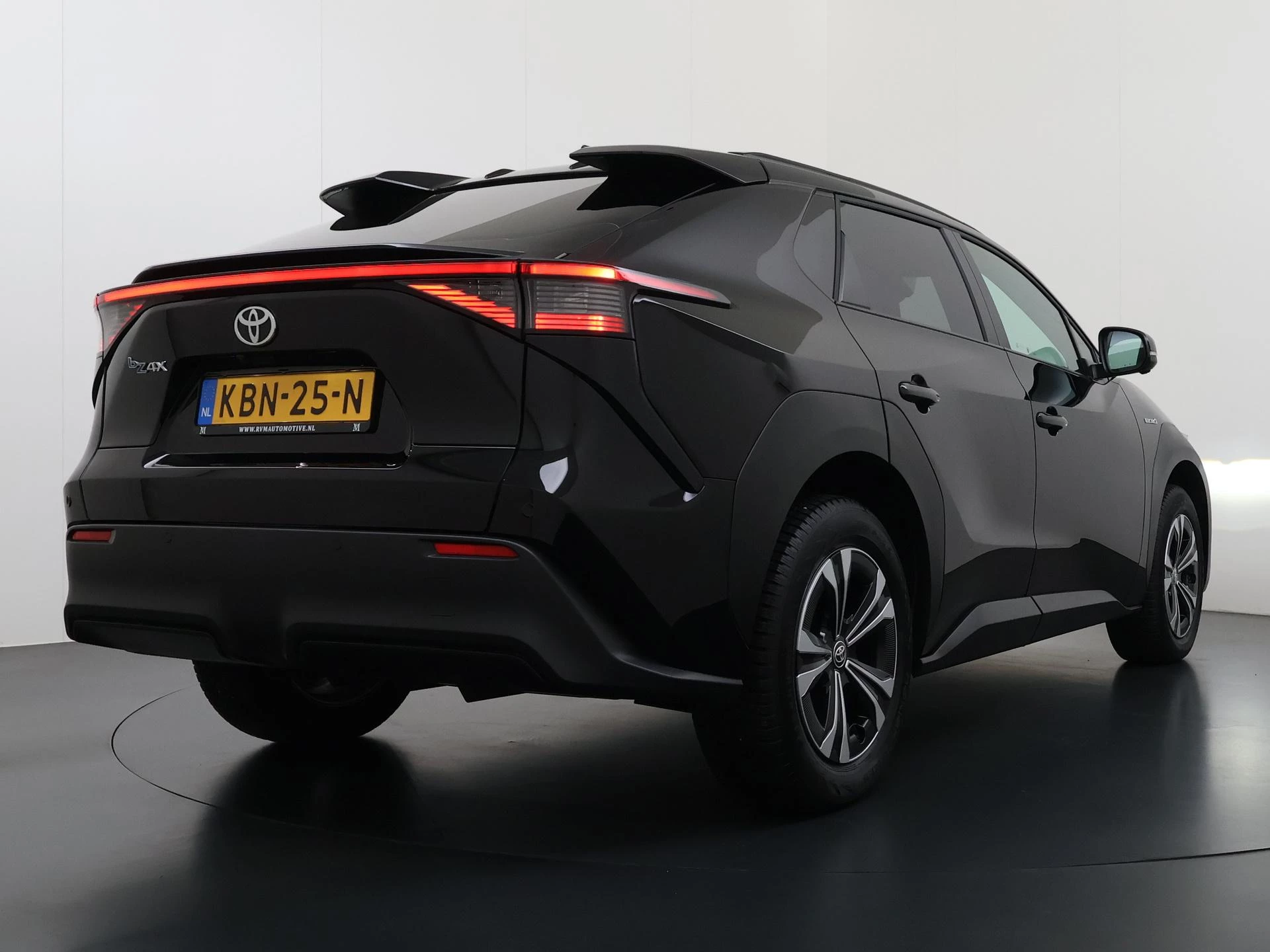Hoofdafbeelding Toyota bZ4X