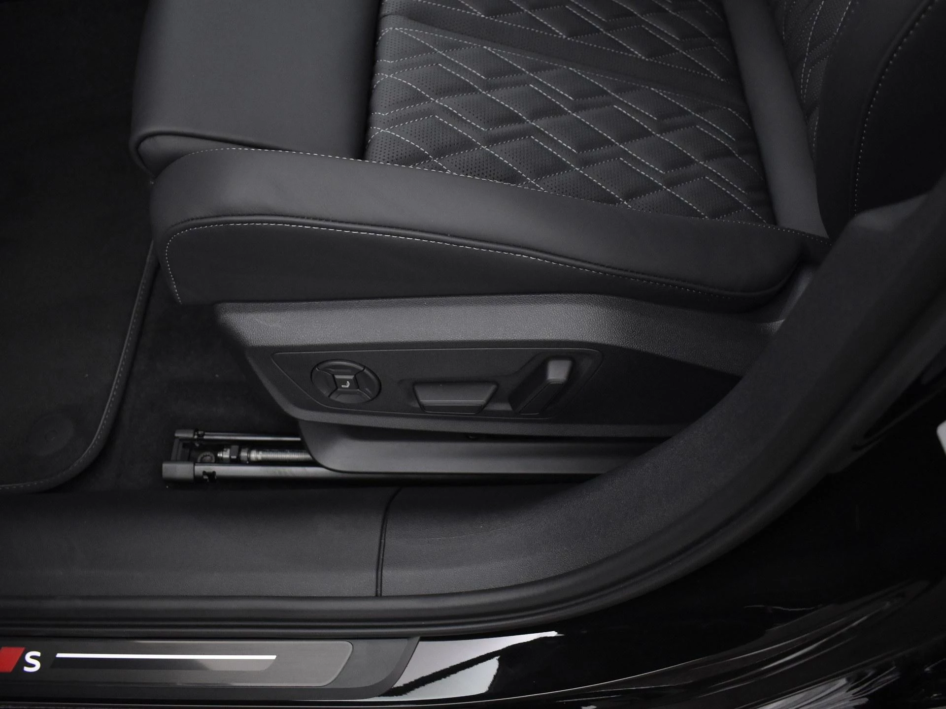 Hoofdafbeelding Audi S5