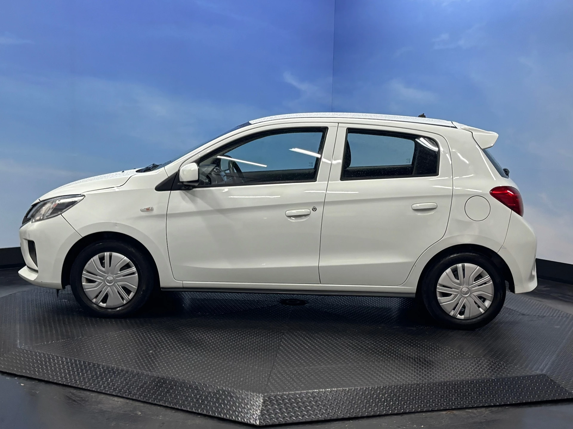 Hoofdafbeelding Mitsubishi Space Star