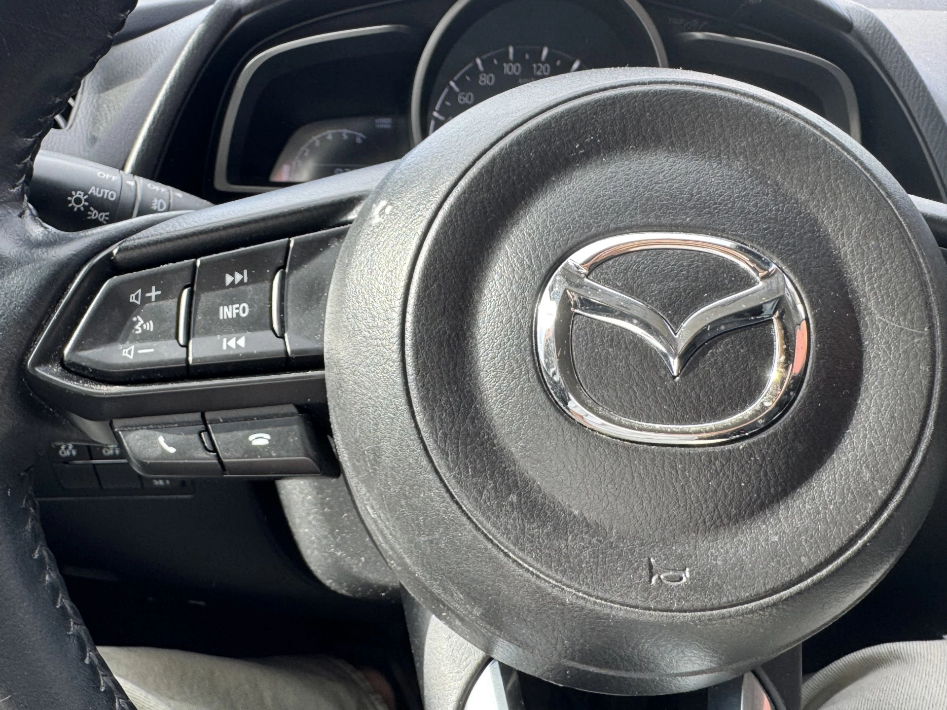 Hoofdafbeelding Mazda 2