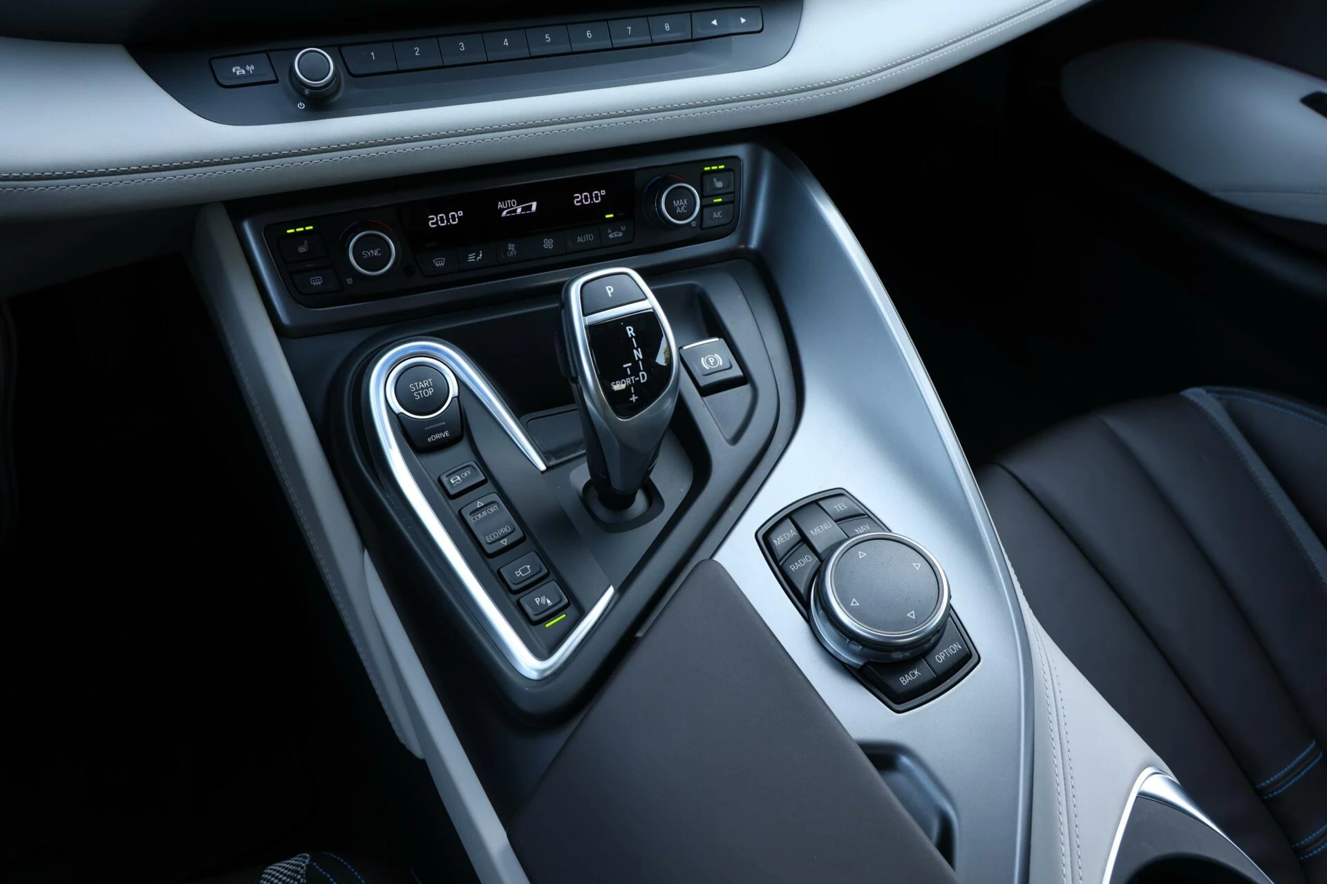 Hoofdafbeelding BMW i8