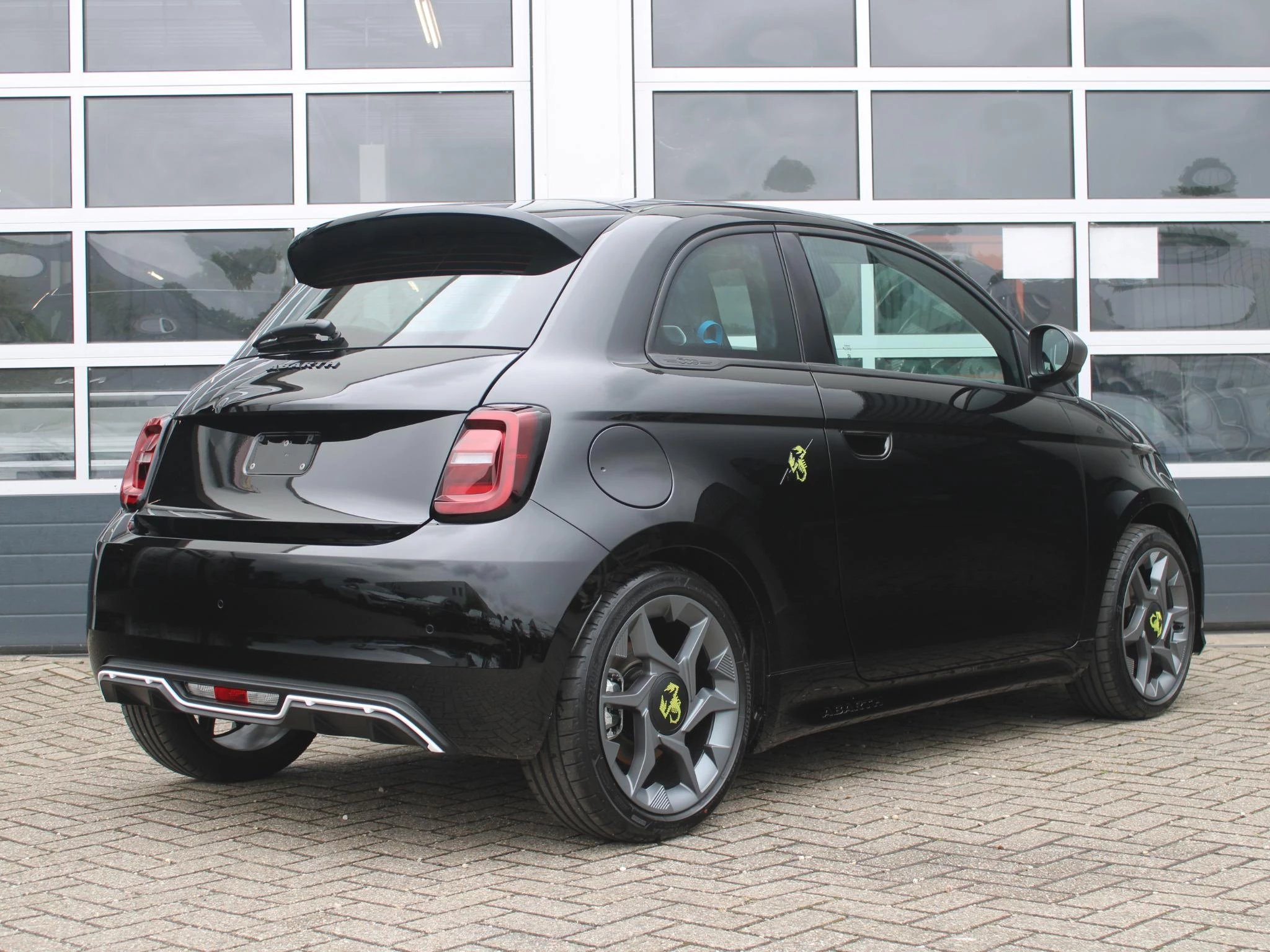 Hoofdafbeelding Abarth 500e