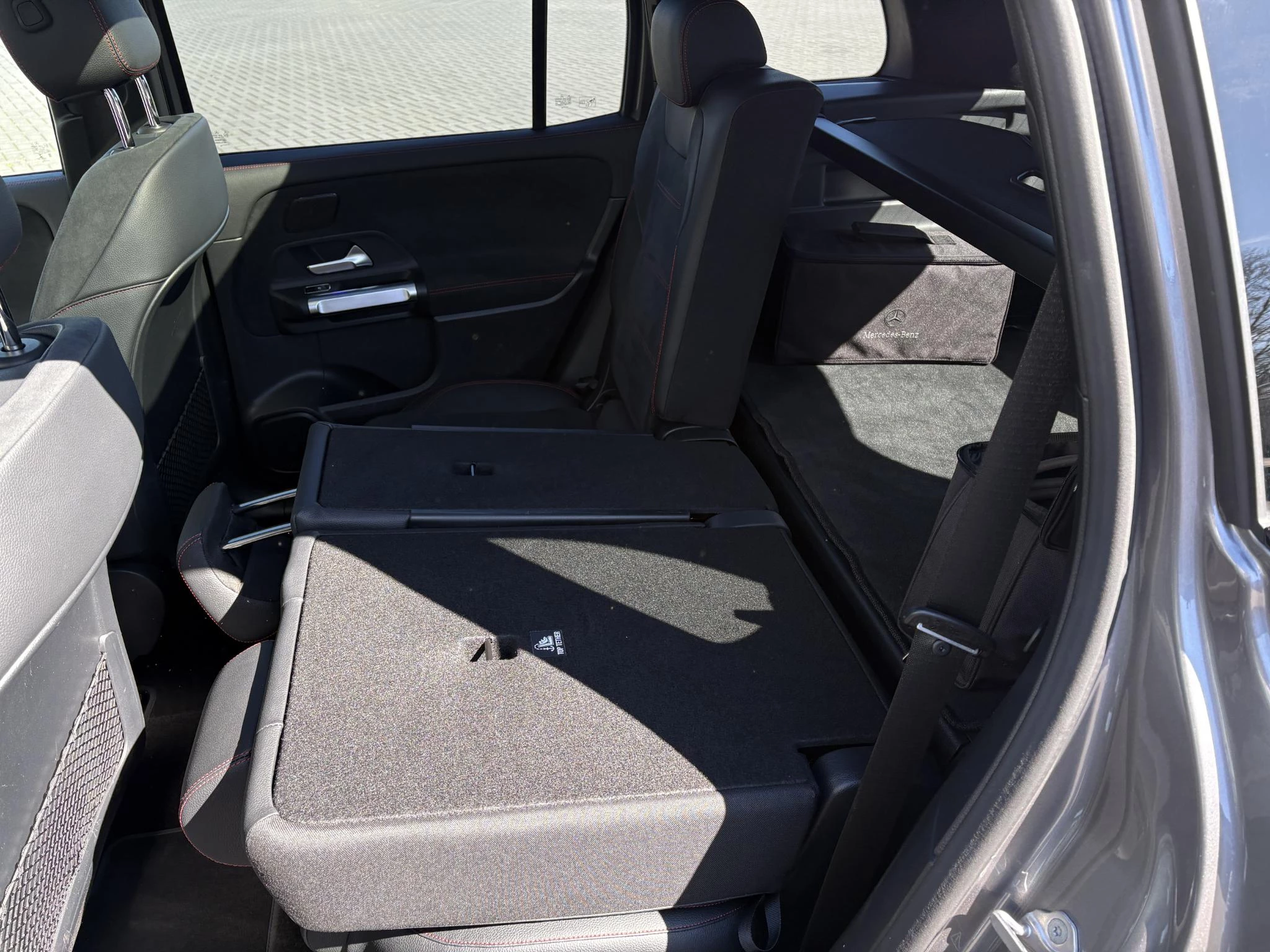 Hoofdafbeelding Mercedes-Benz EQB