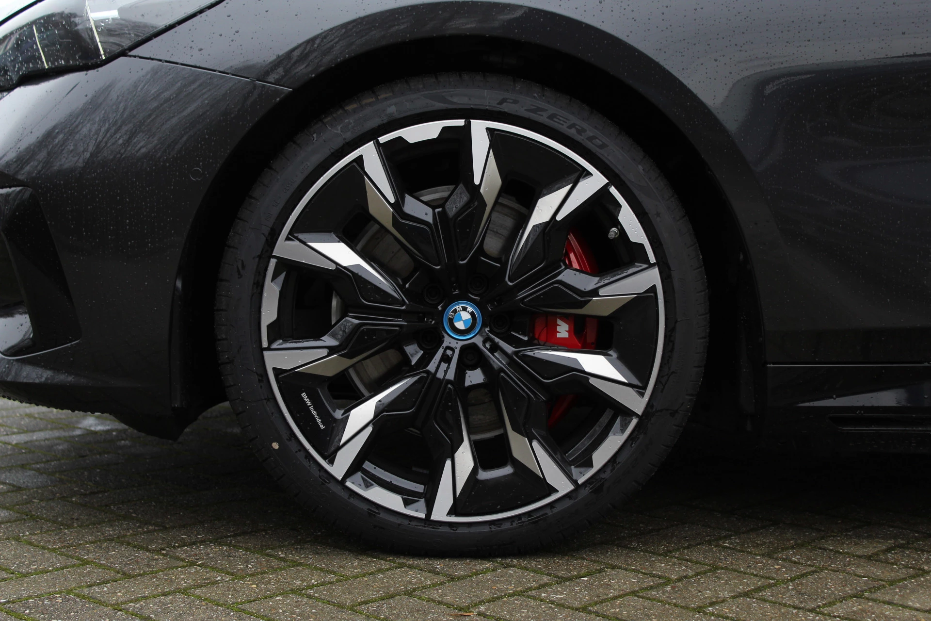 Hoofdafbeelding BMW i5