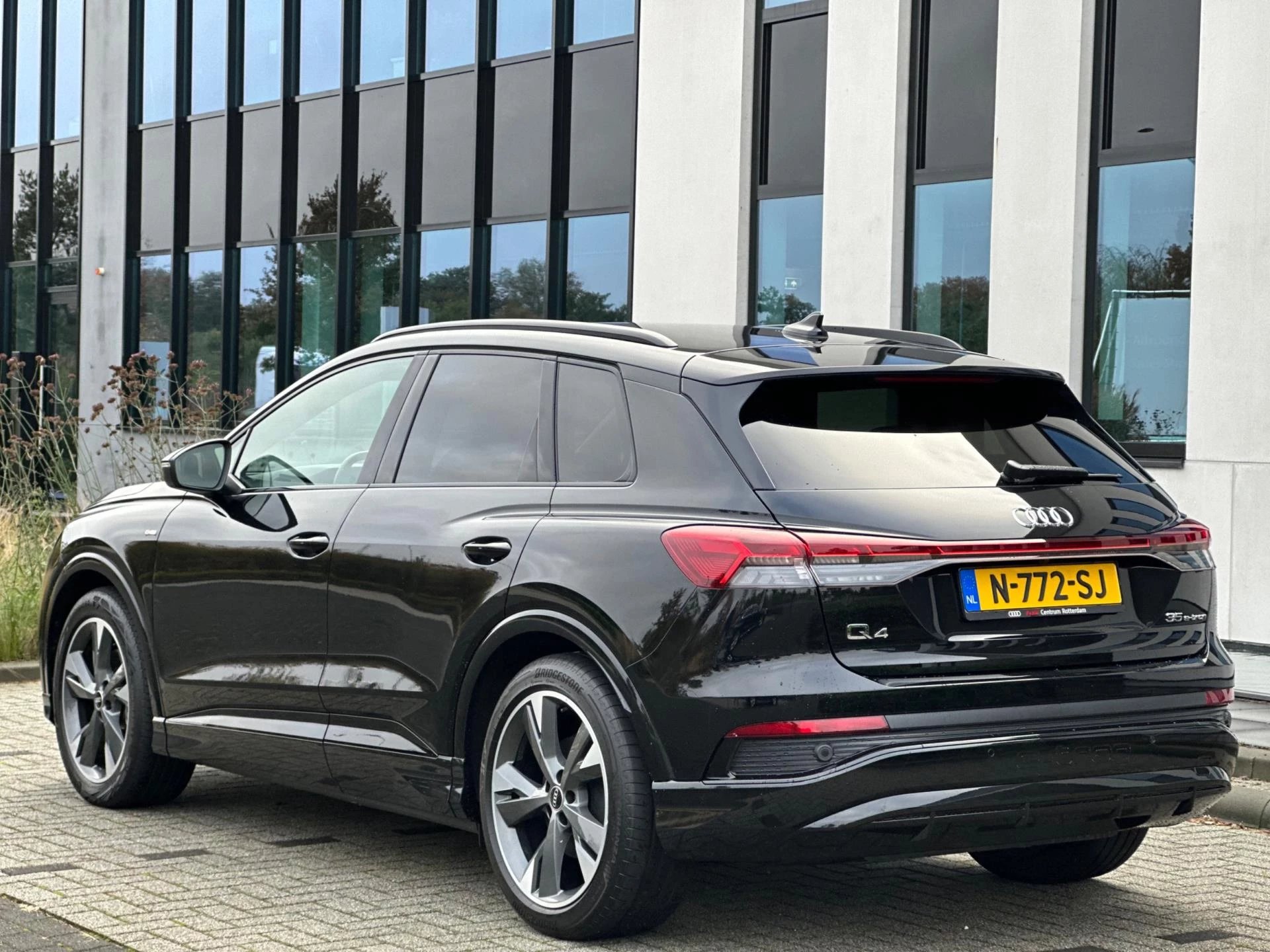 Hoofdafbeelding Audi Q4 e-tron