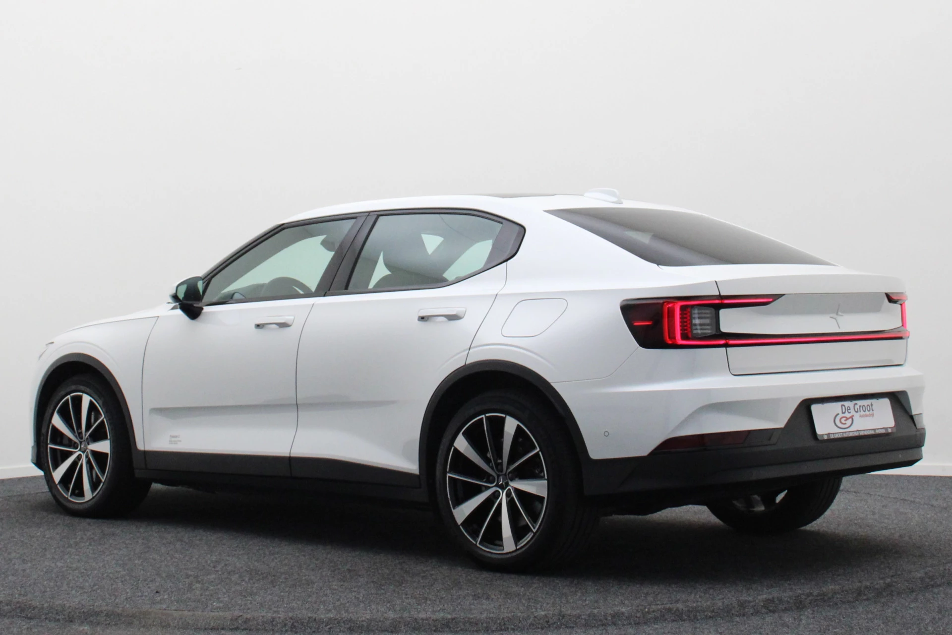 Hoofdafbeelding Polestar 2