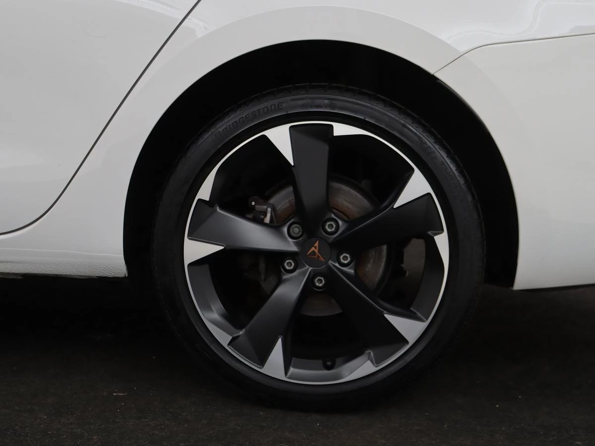Hoofdafbeelding CUPRA Leon