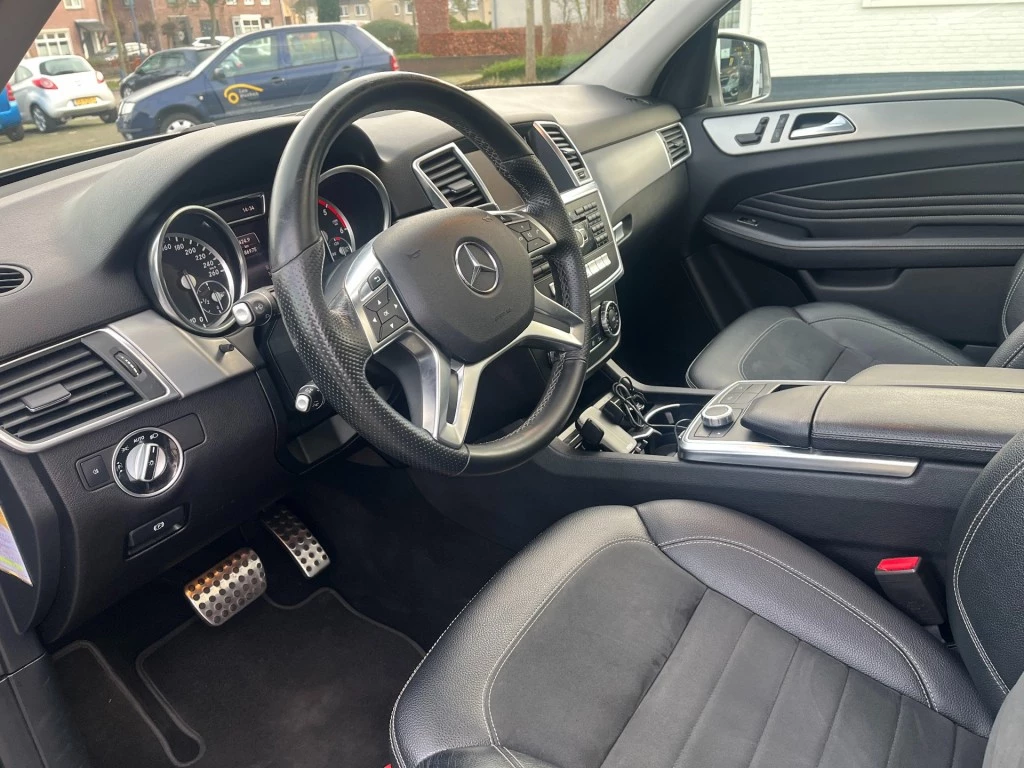 Hoofdafbeelding Mercedes-Benz M-Klasse