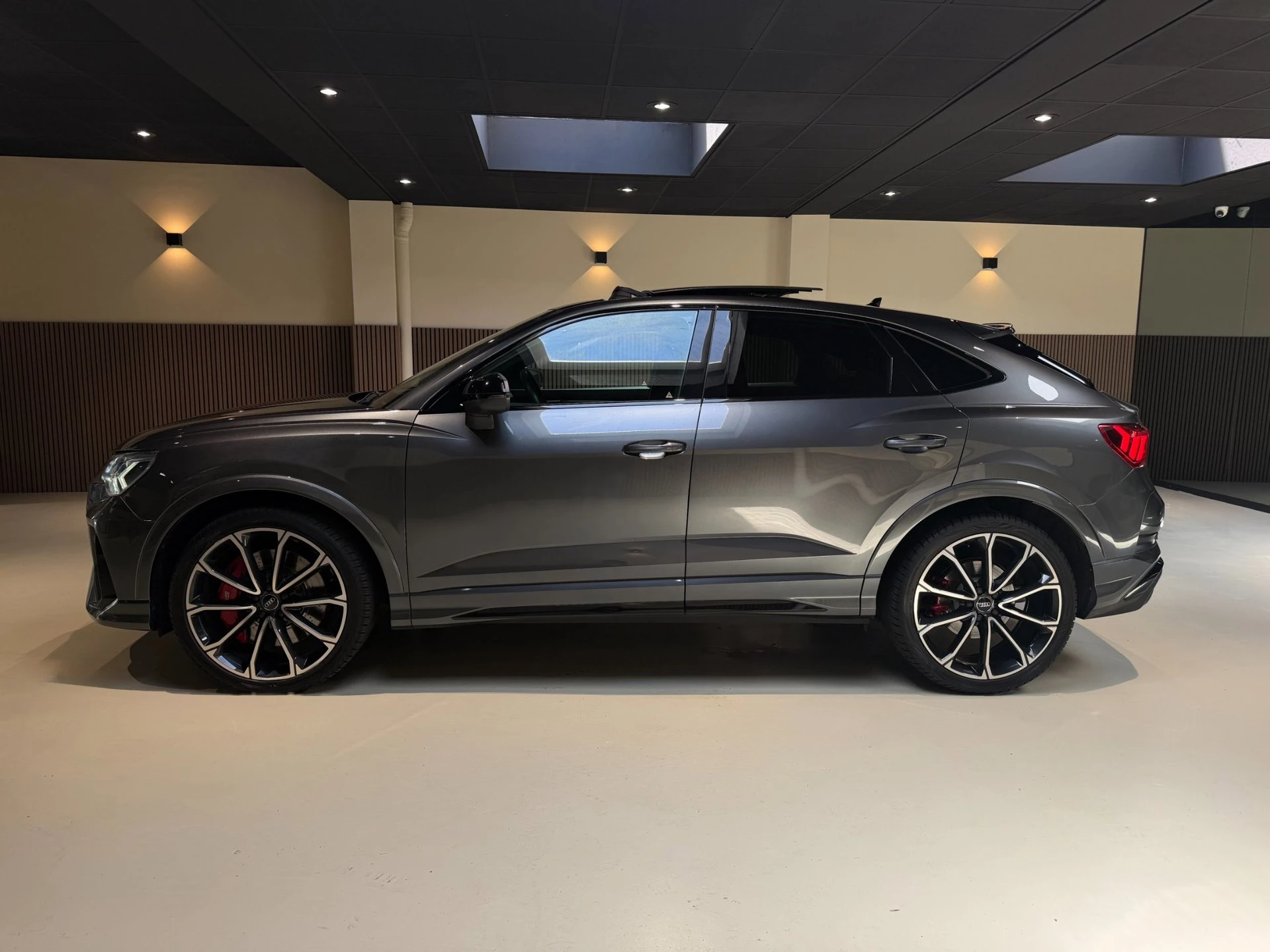 Hoofdafbeelding Audi RSQ3