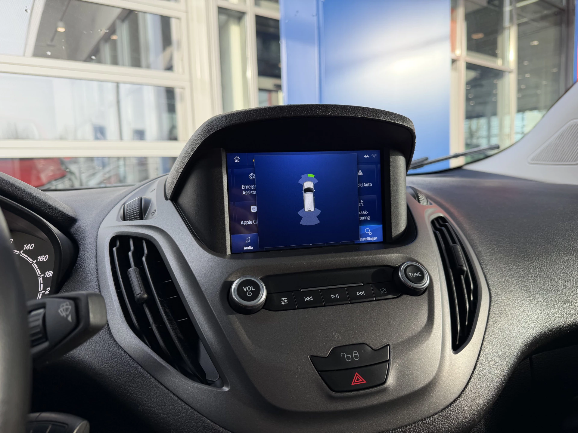 Hoofdafbeelding Ford Transit Courier