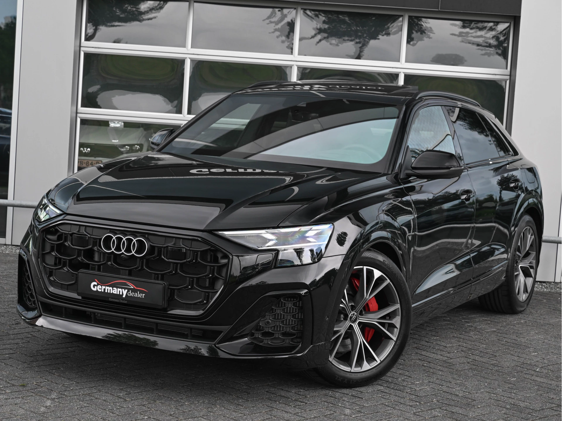 Hoofdafbeelding Audi Q8