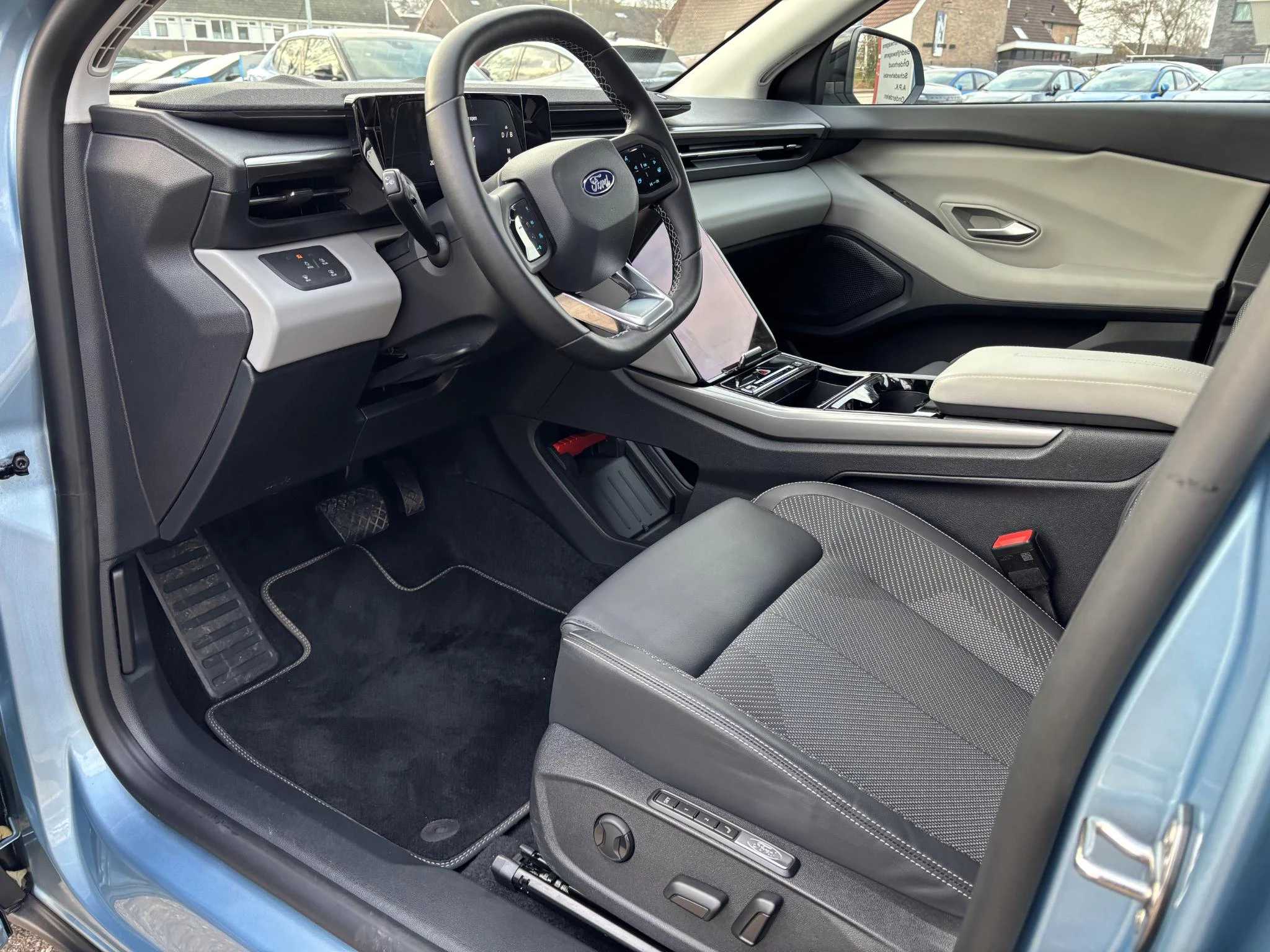 Hoofdafbeelding Ford Explorer