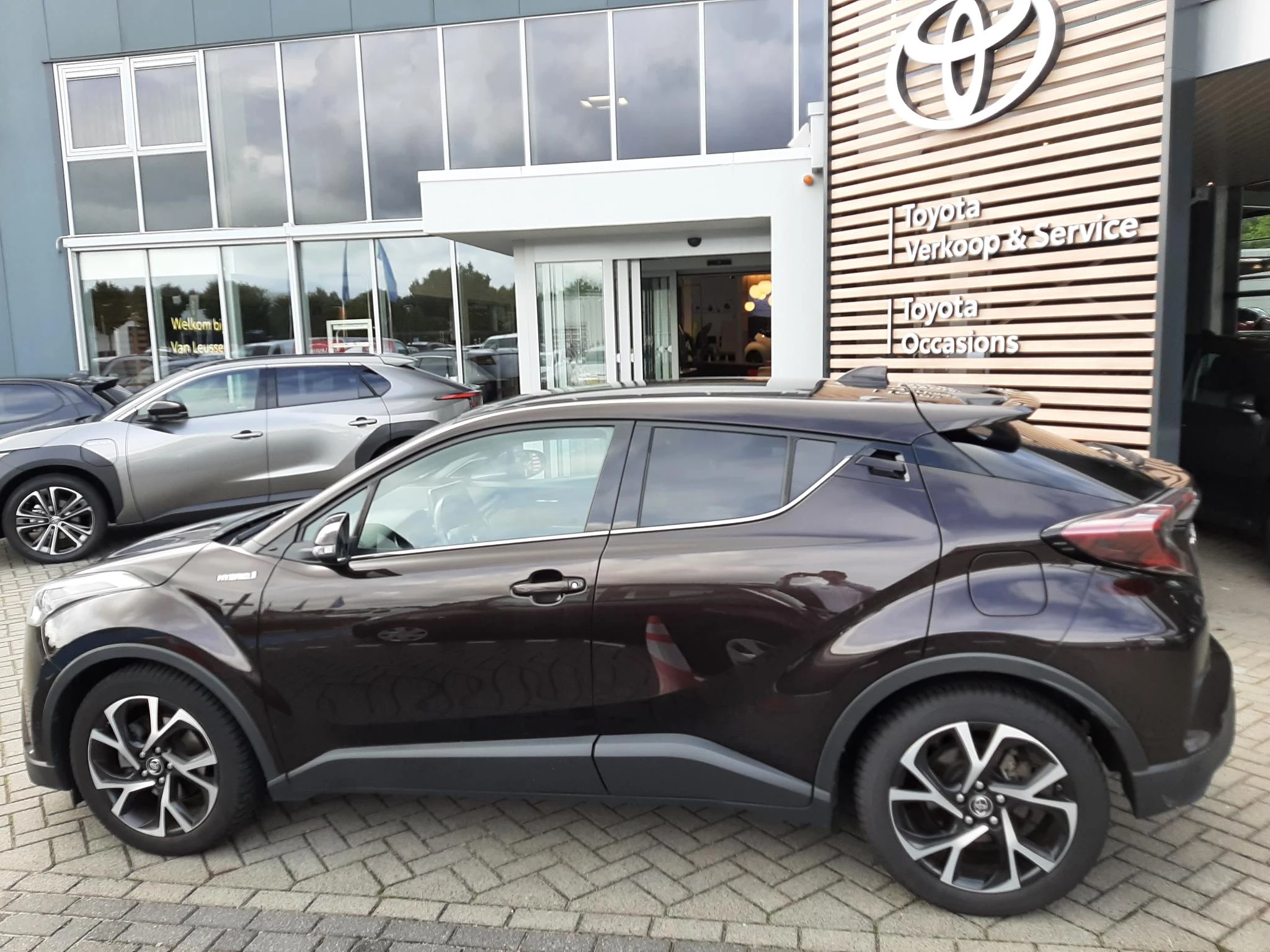Hoofdafbeelding Toyota C-HR