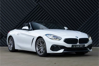 Hoofdafbeelding BMW Z4 BMW Z4 Roadster sDrive20i High Executive Driving Assist Live Cockpit Keyless Stuurverw. Stoelverw. Led