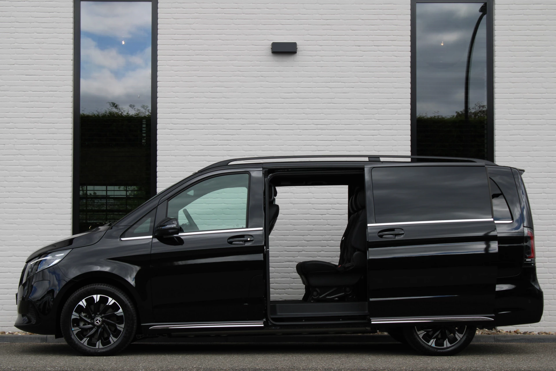 Hoofdafbeelding Mercedes-Benz EQV