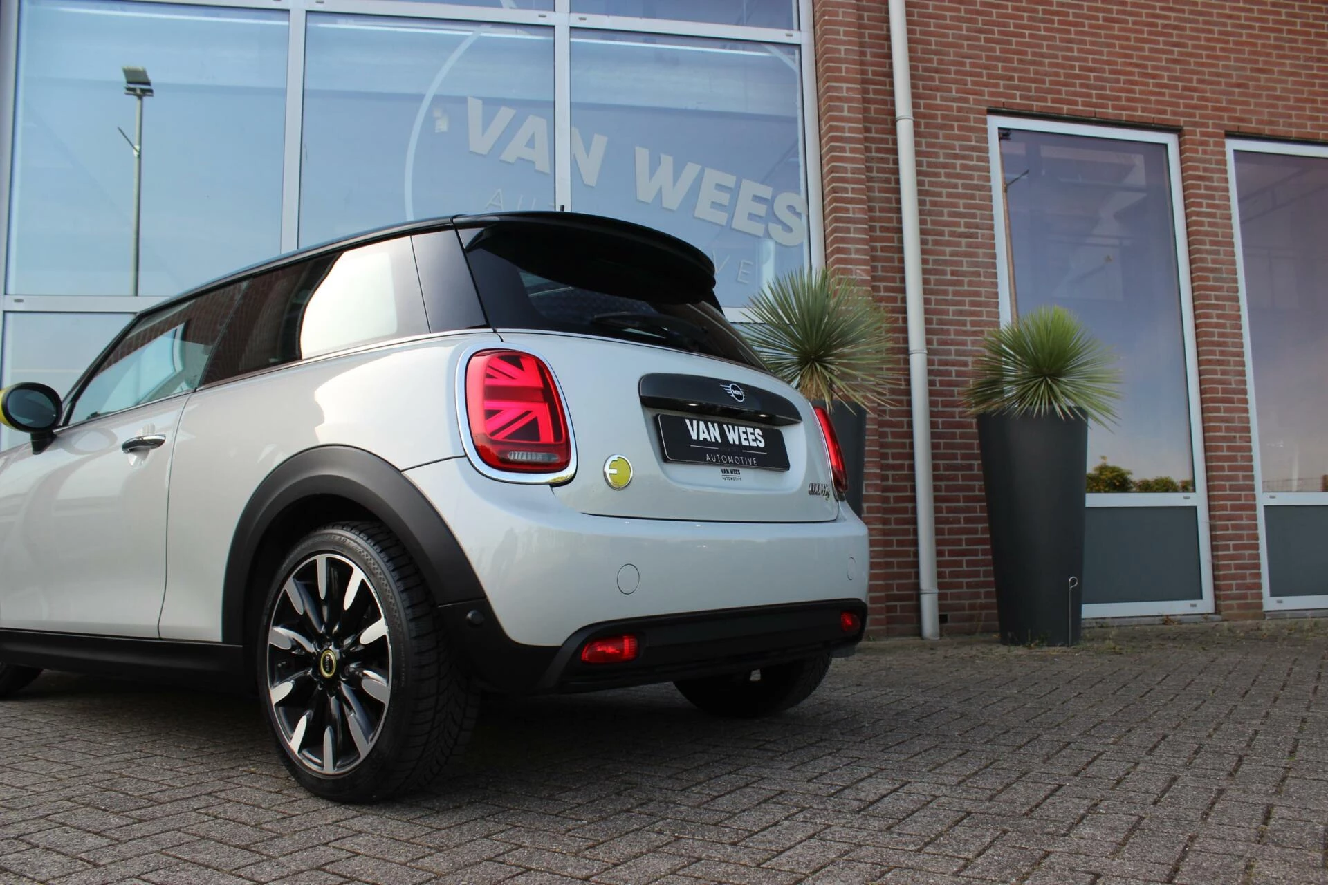 Hoofdafbeelding MINI Electric
