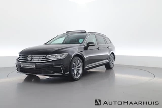 Hoofdafbeelding Volkswagen Passat Volkswagen Passat Variant 1.4 TSI PHEV GTE R-Line | Pano | Camera | Navi | Stoel- Stuurverw. | Travel Assist | Leder