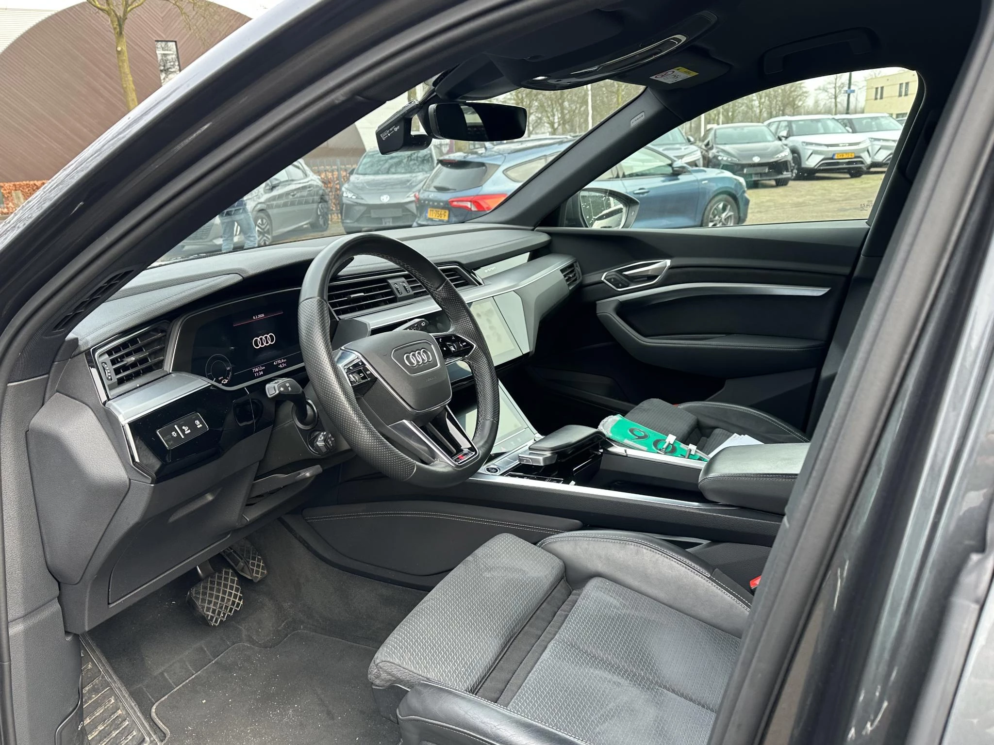 Hoofdafbeelding Audi e-tron