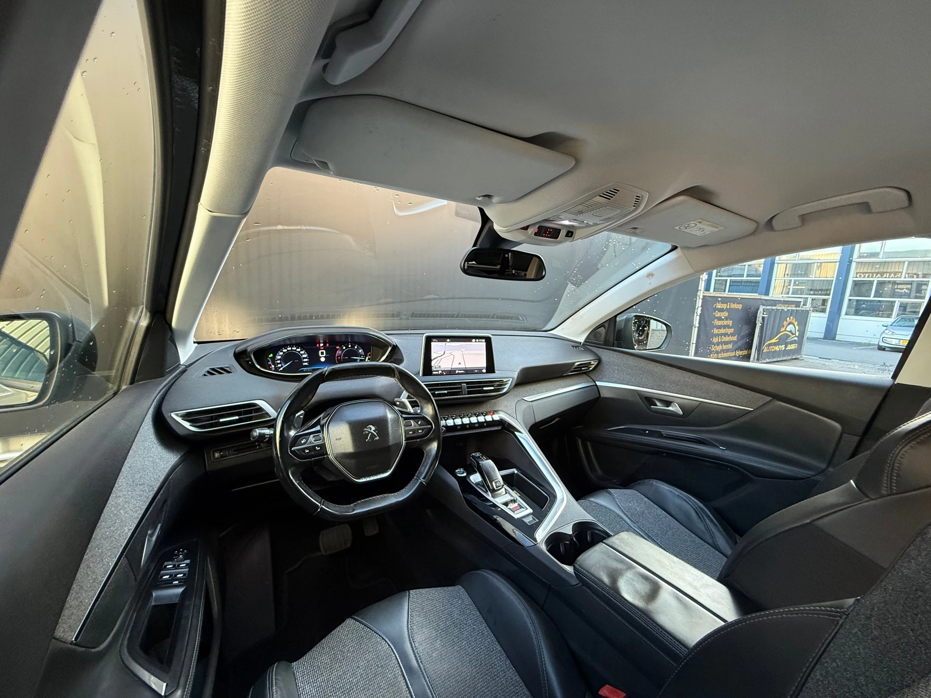 Hoofdafbeelding Peugeot 5008