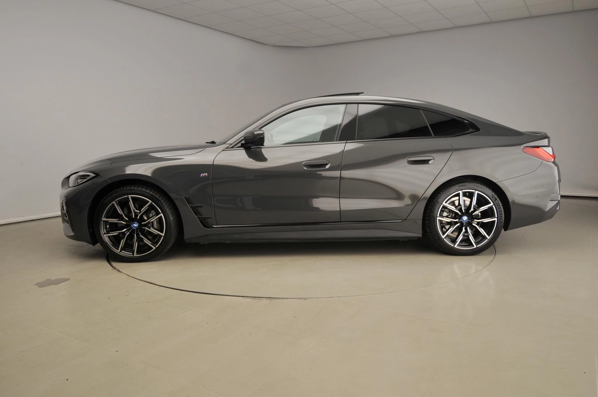 Hoofdafbeelding BMW i4