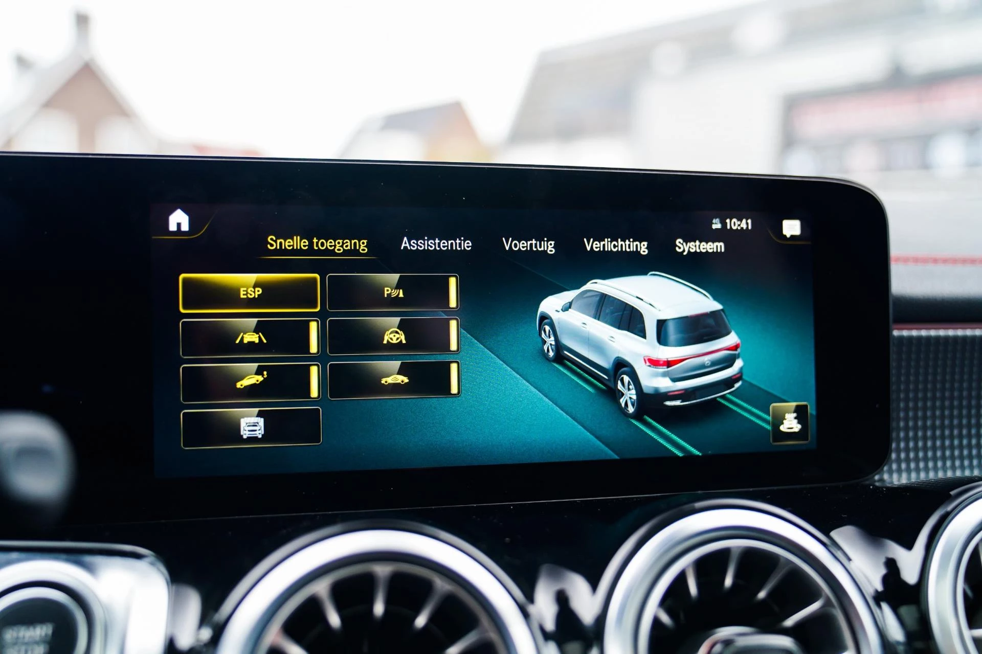 Hoofdafbeelding Mercedes-Benz EQB