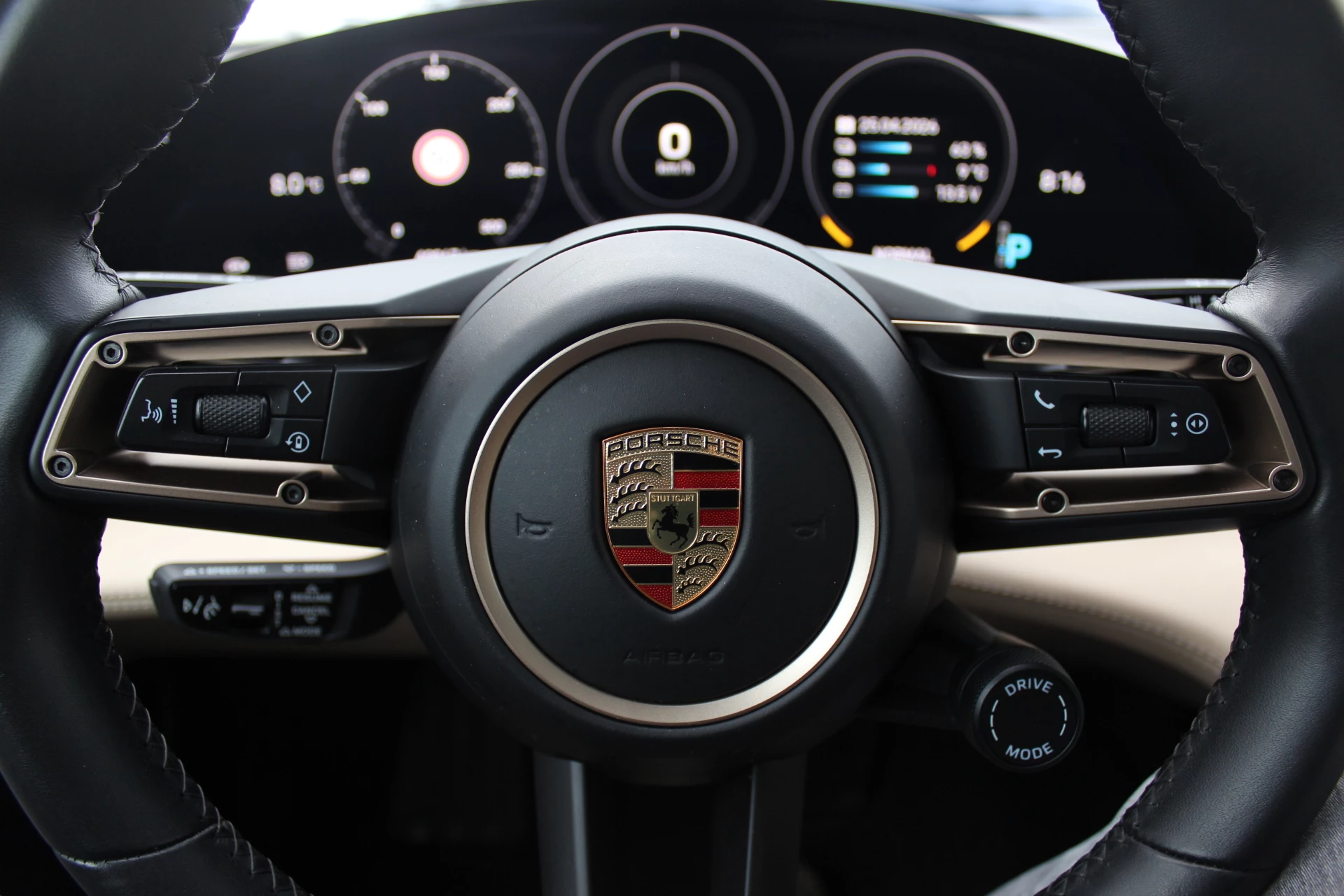 Hoofdafbeelding Porsche Taycan