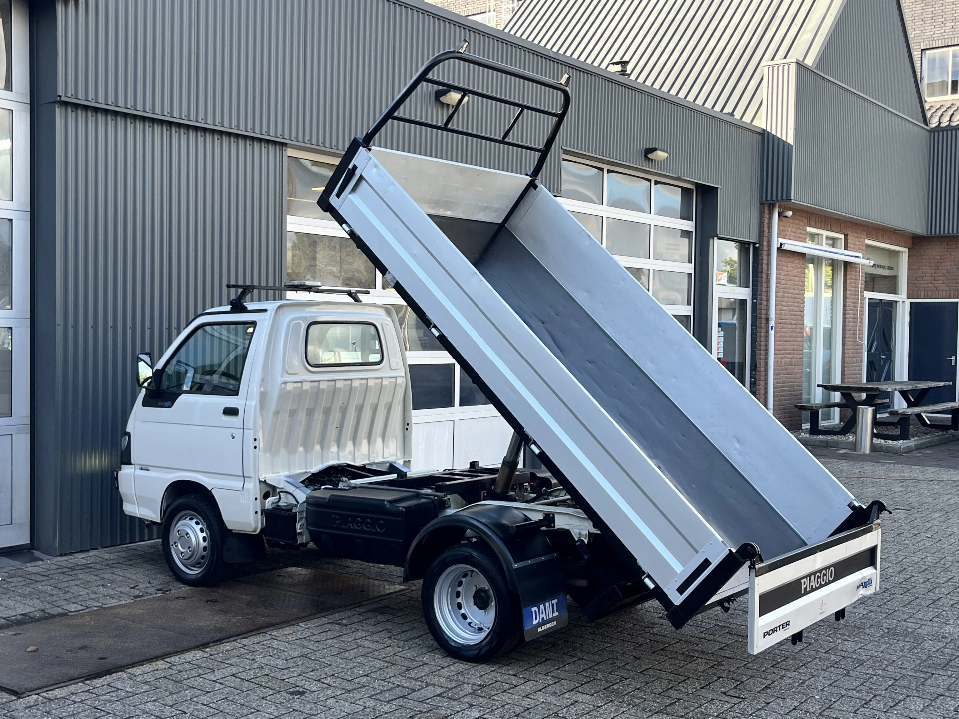 Hoofdafbeelding Piaggio Porter
