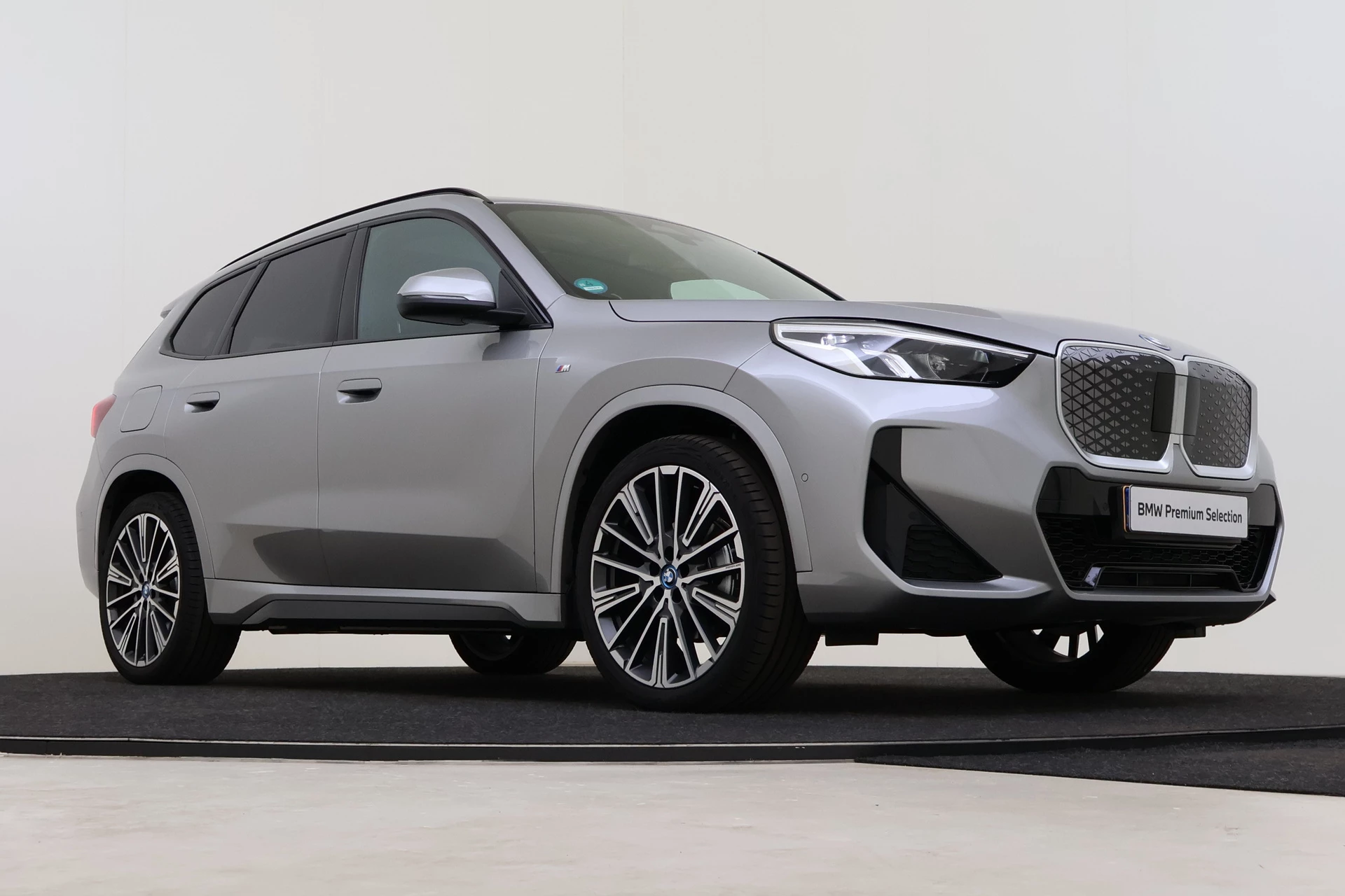 Hoofdafbeelding BMW iX1