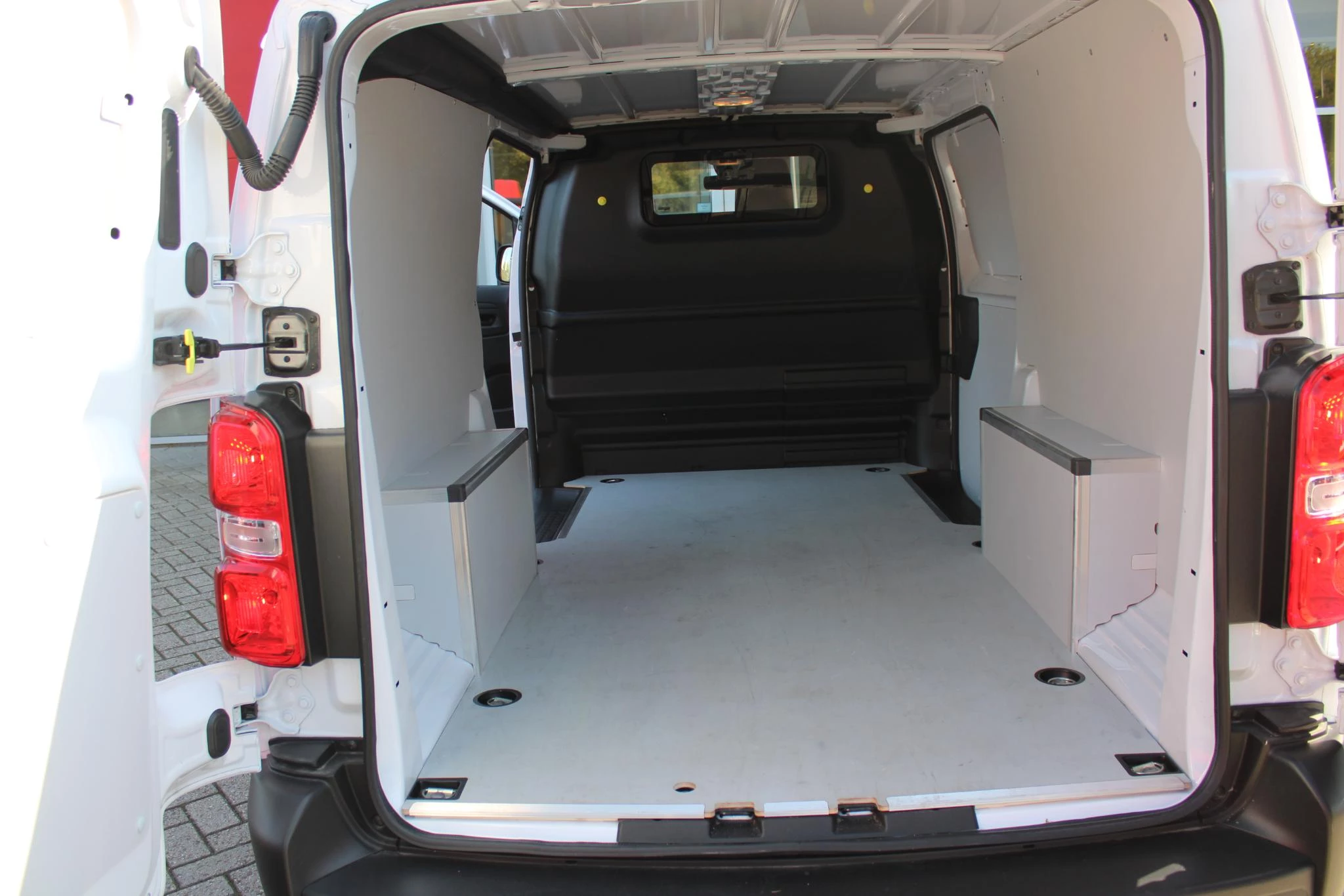 Hoofdafbeelding Peugeot e-Expert