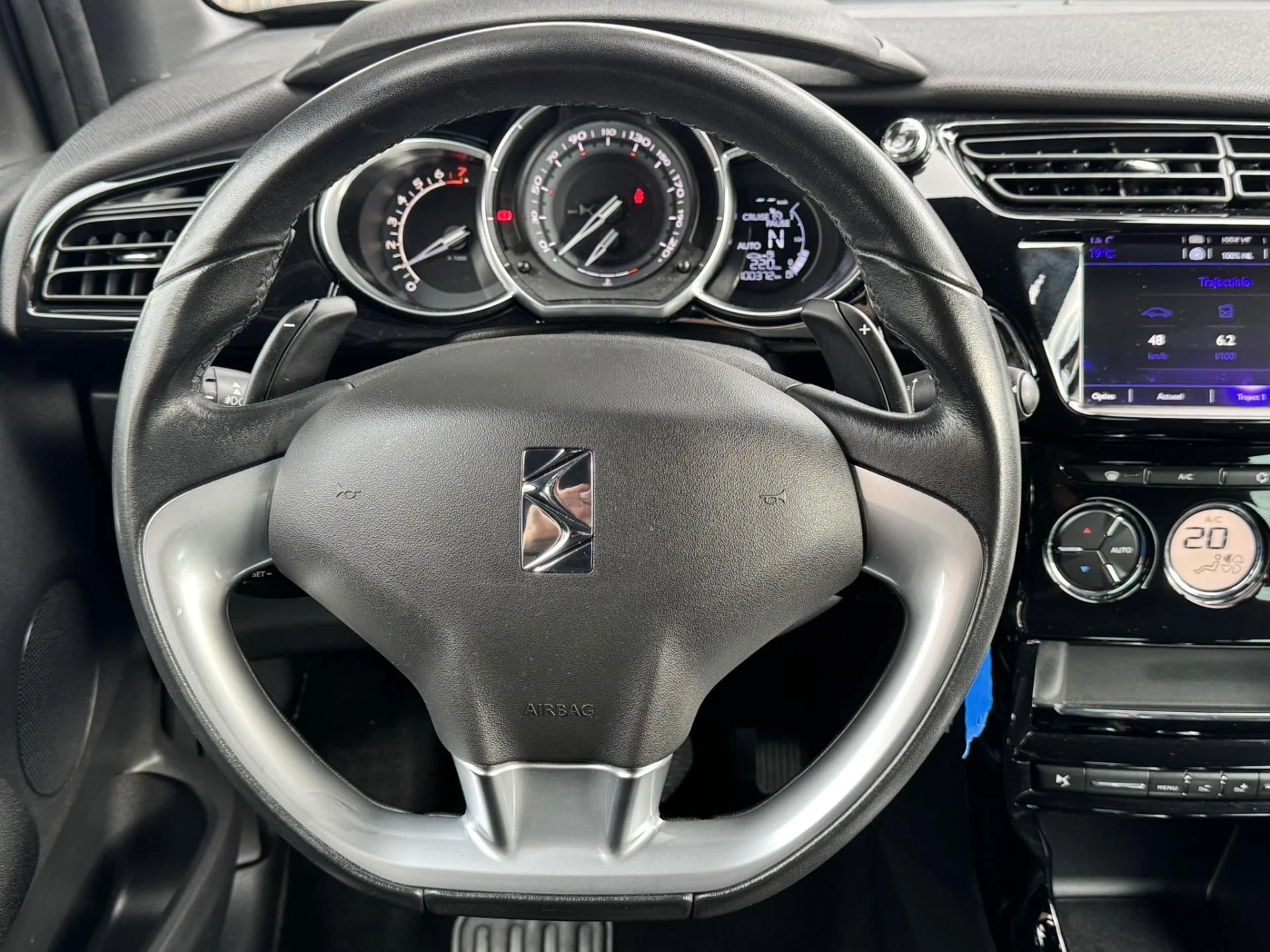 Hoofdafbeelding DS DS 3
