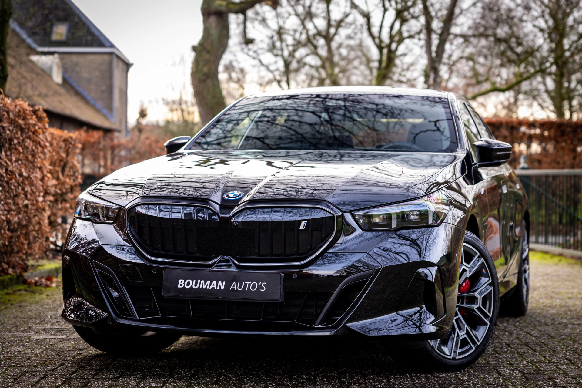 Hoofdafbeelding BMW i5