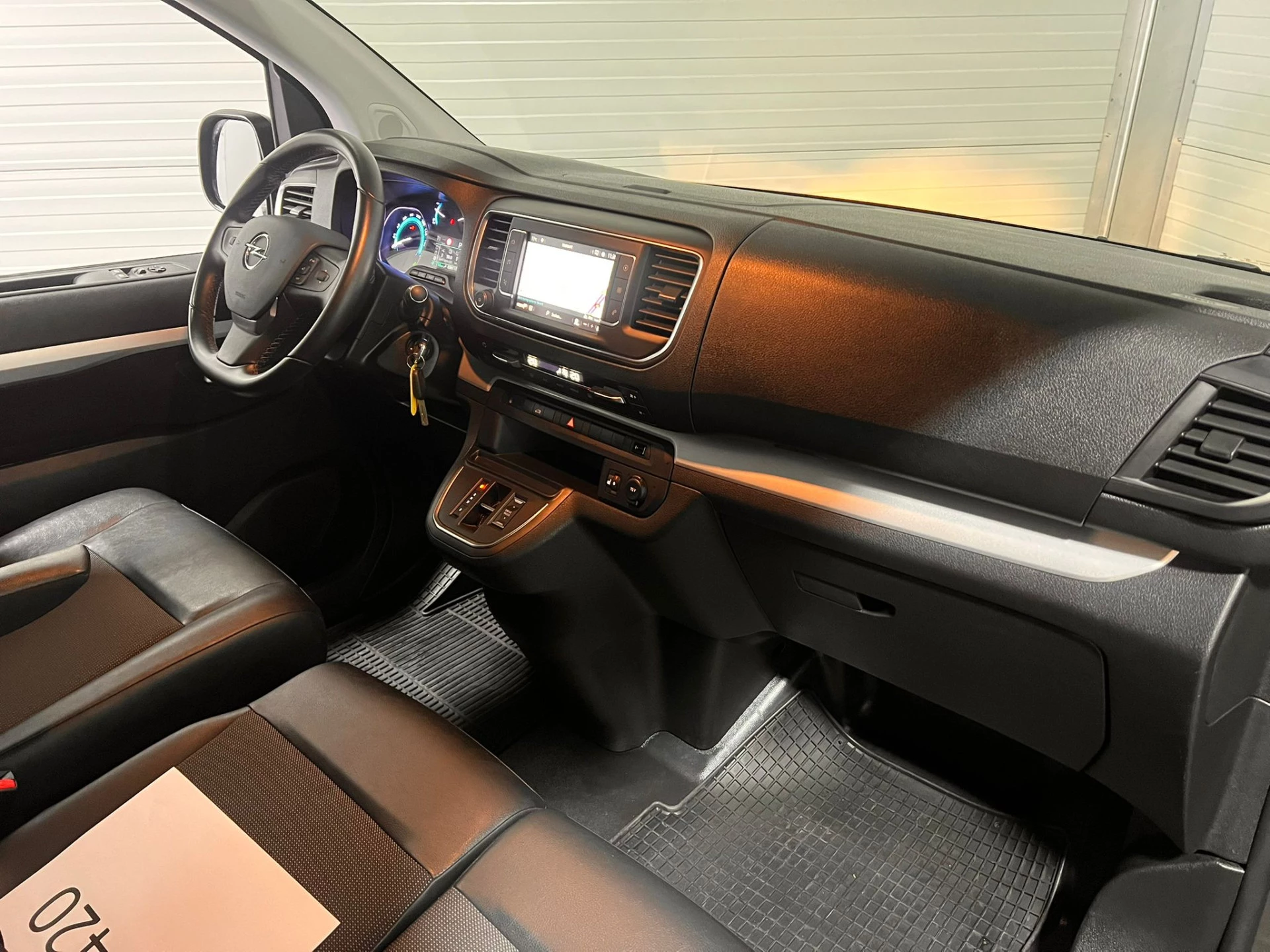 Hoofdafbeelding Opel Vivaro-e