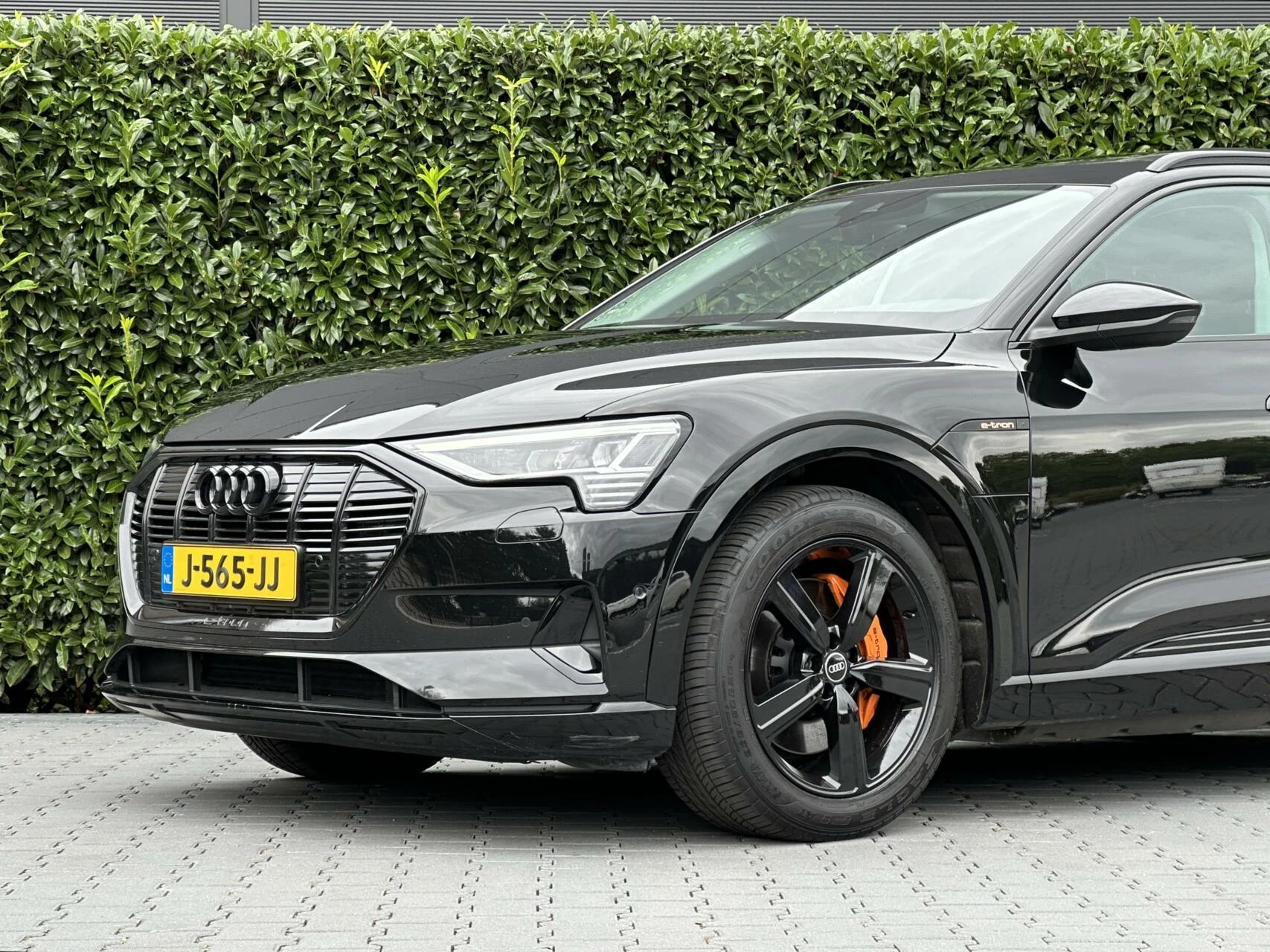 Hoofdafbeelding Audi e-tron