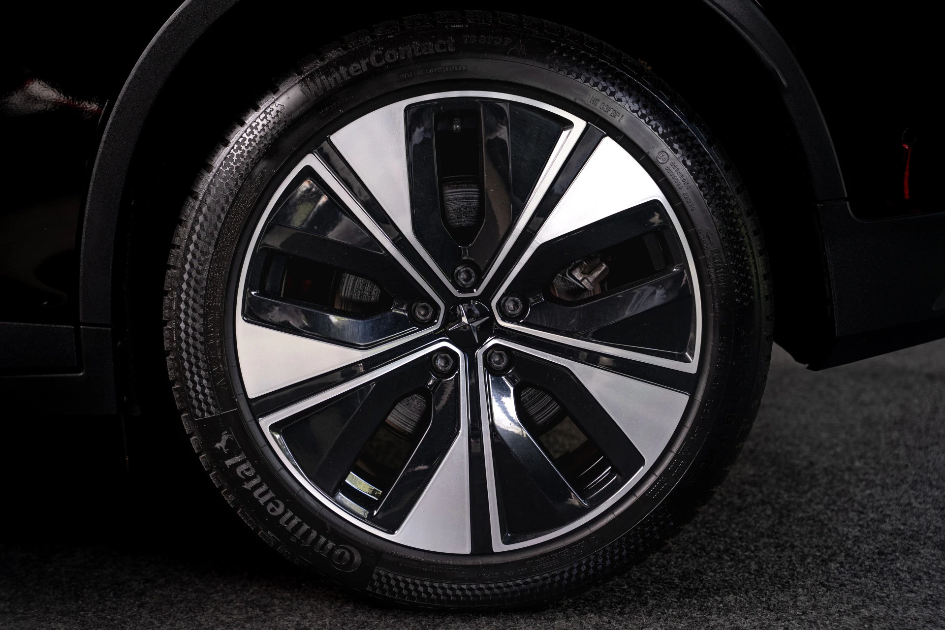 Hoofdafbeelding Polestar 2
